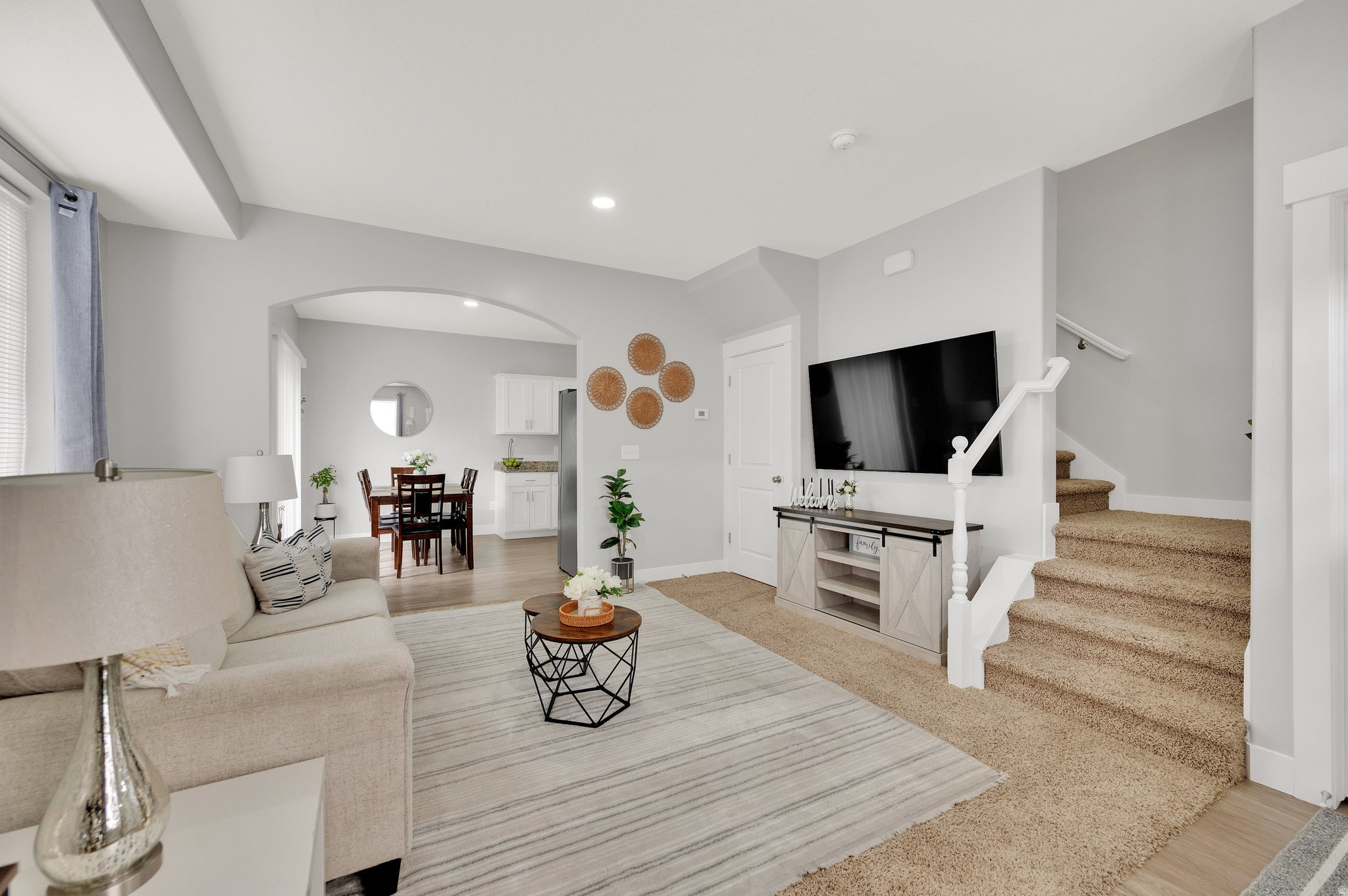 EAGLE POINT - Residential Lease