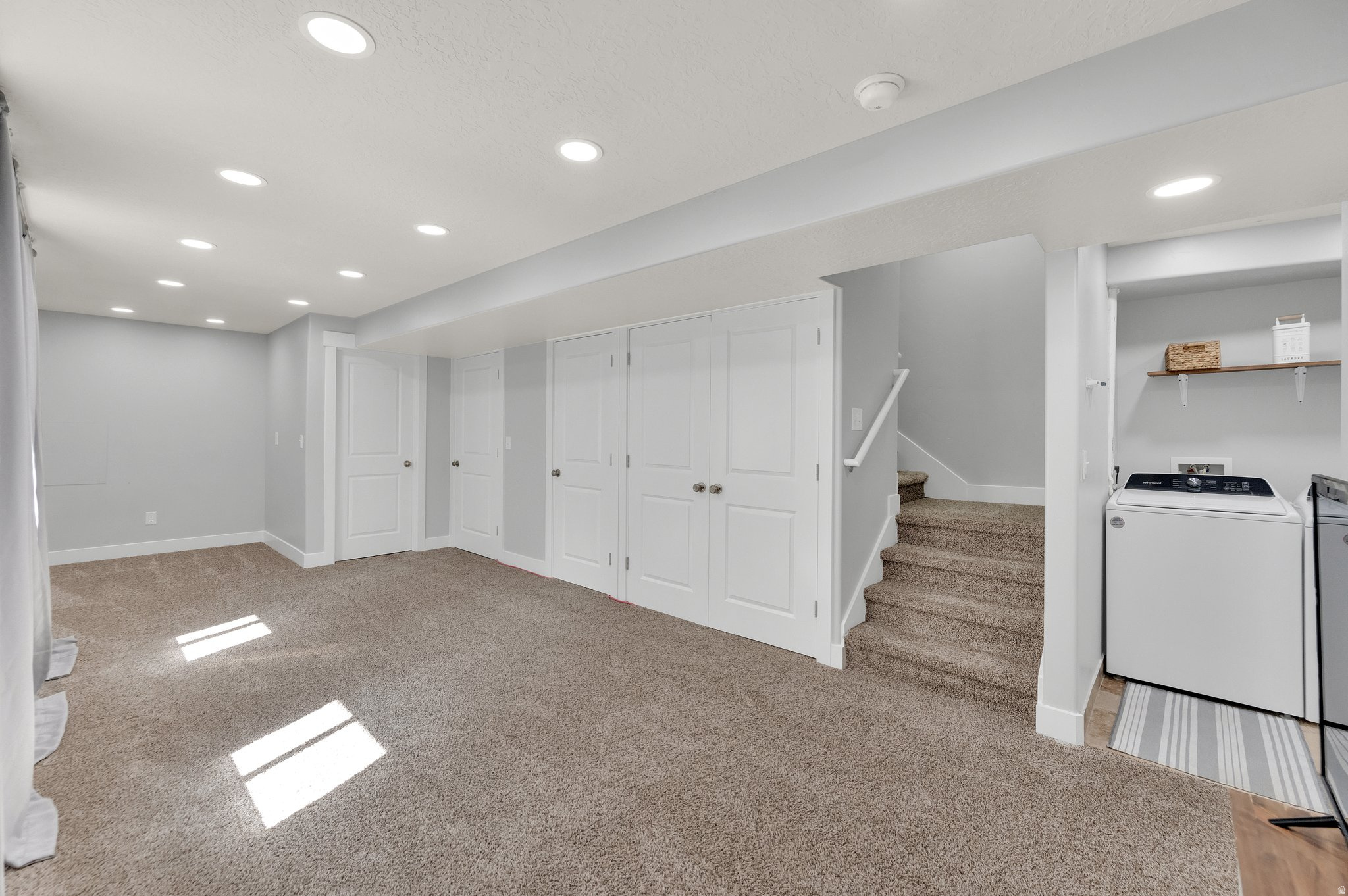 EAGLE POINT - Residential Lease