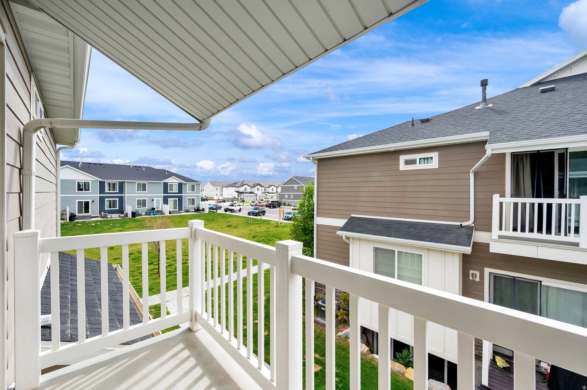 EAGLE POINT - Residential Lease