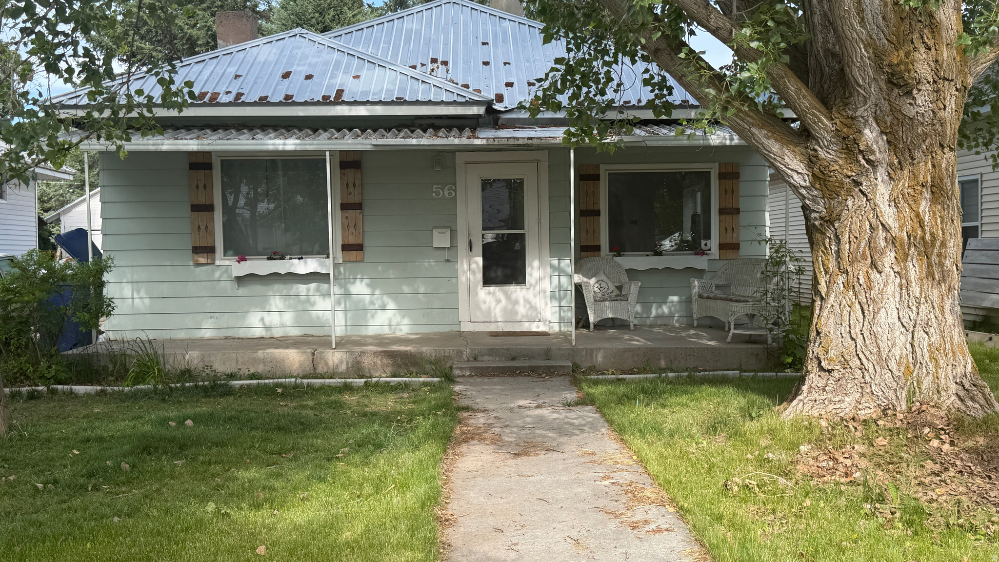 This charming cottage home is nestled in the heart of Preston.  Large bedrooms, updated windows, new flooring, roof, furnace & AC!  Large backyard with mature trees. Make your appointment to see this home today!