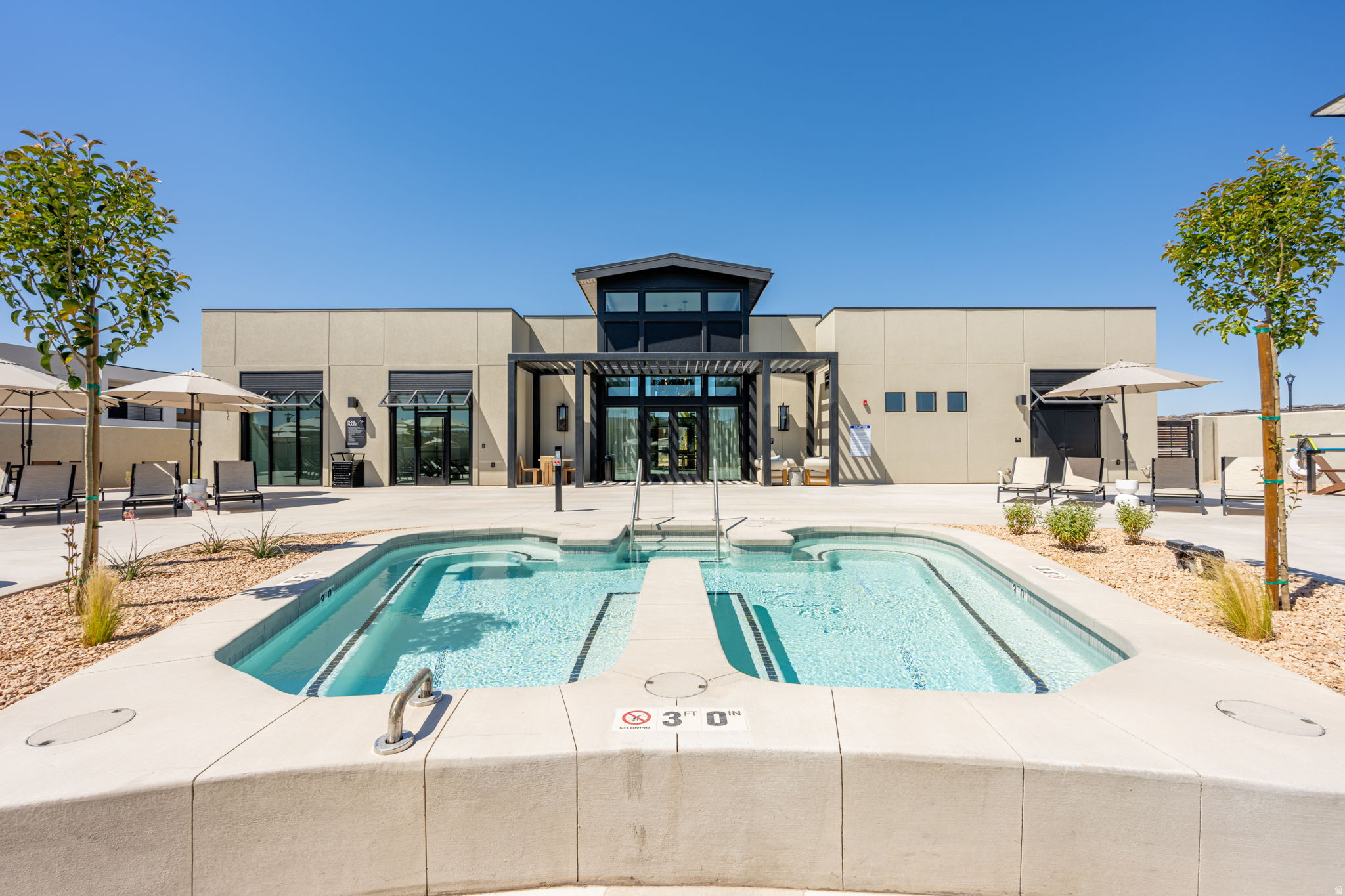 ISLAND AT CORAL CANYON - Residential