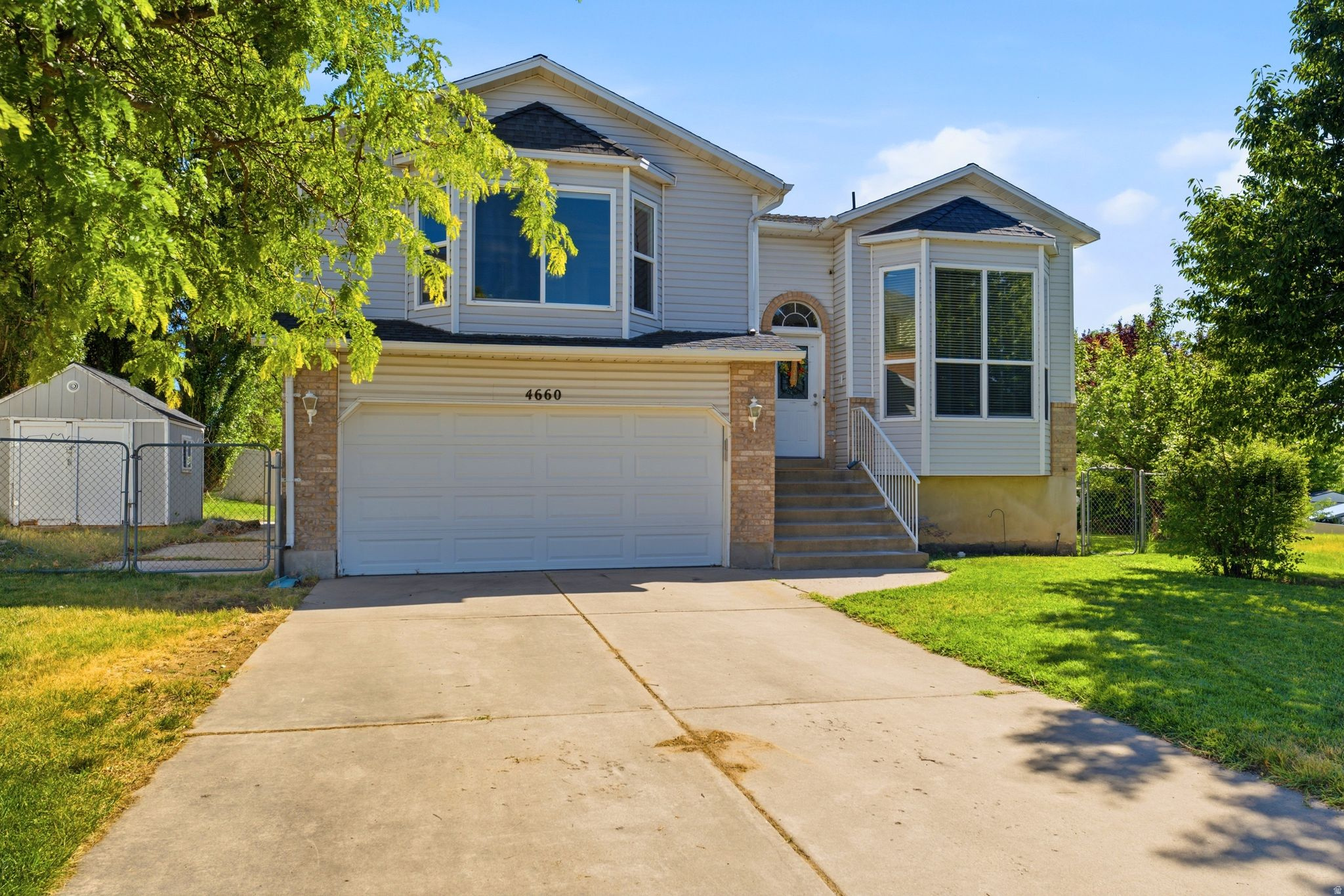 SUMMER MEADOW - Residential