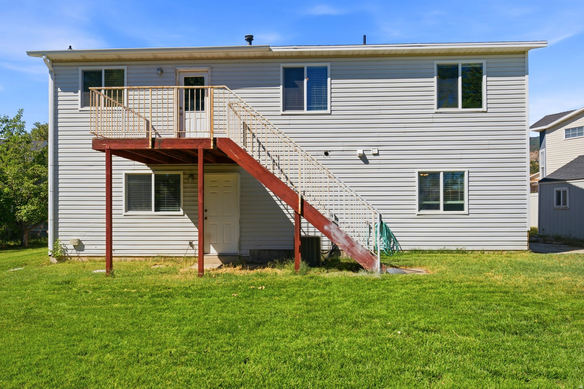 SUMMER MEADOW - Residential
