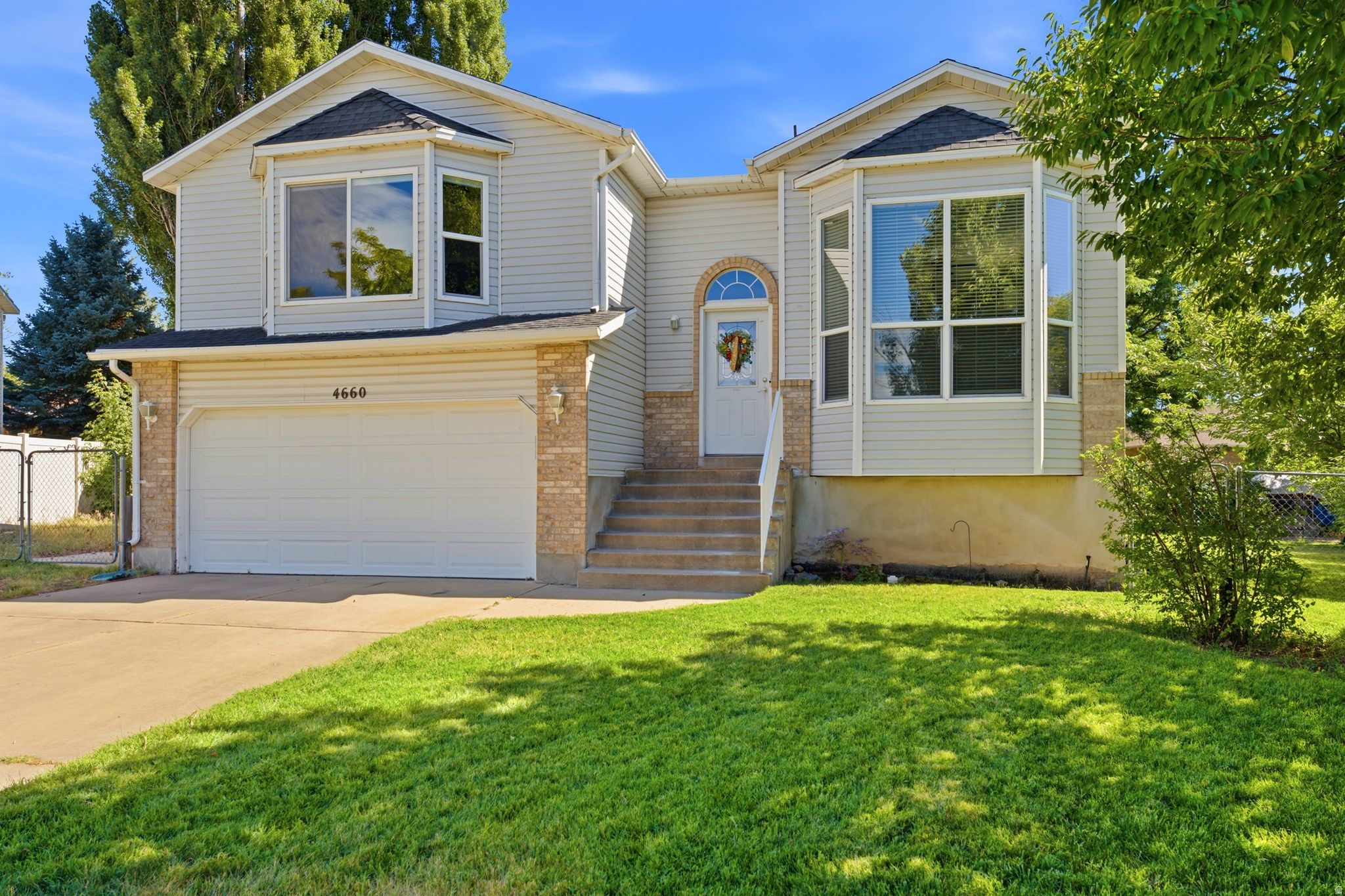 SUMMER MEADOW - Residential