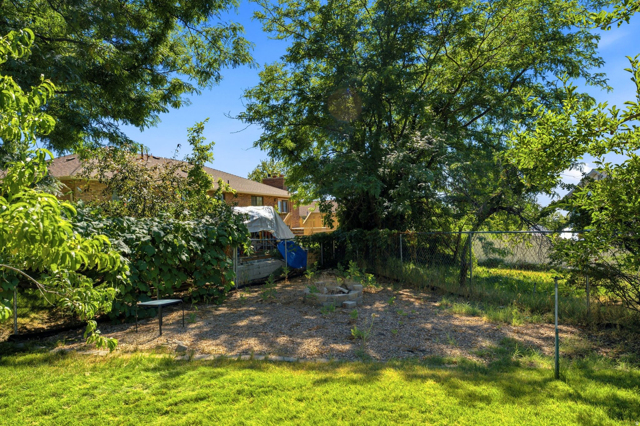 SUMMER MEADOW - Residential
