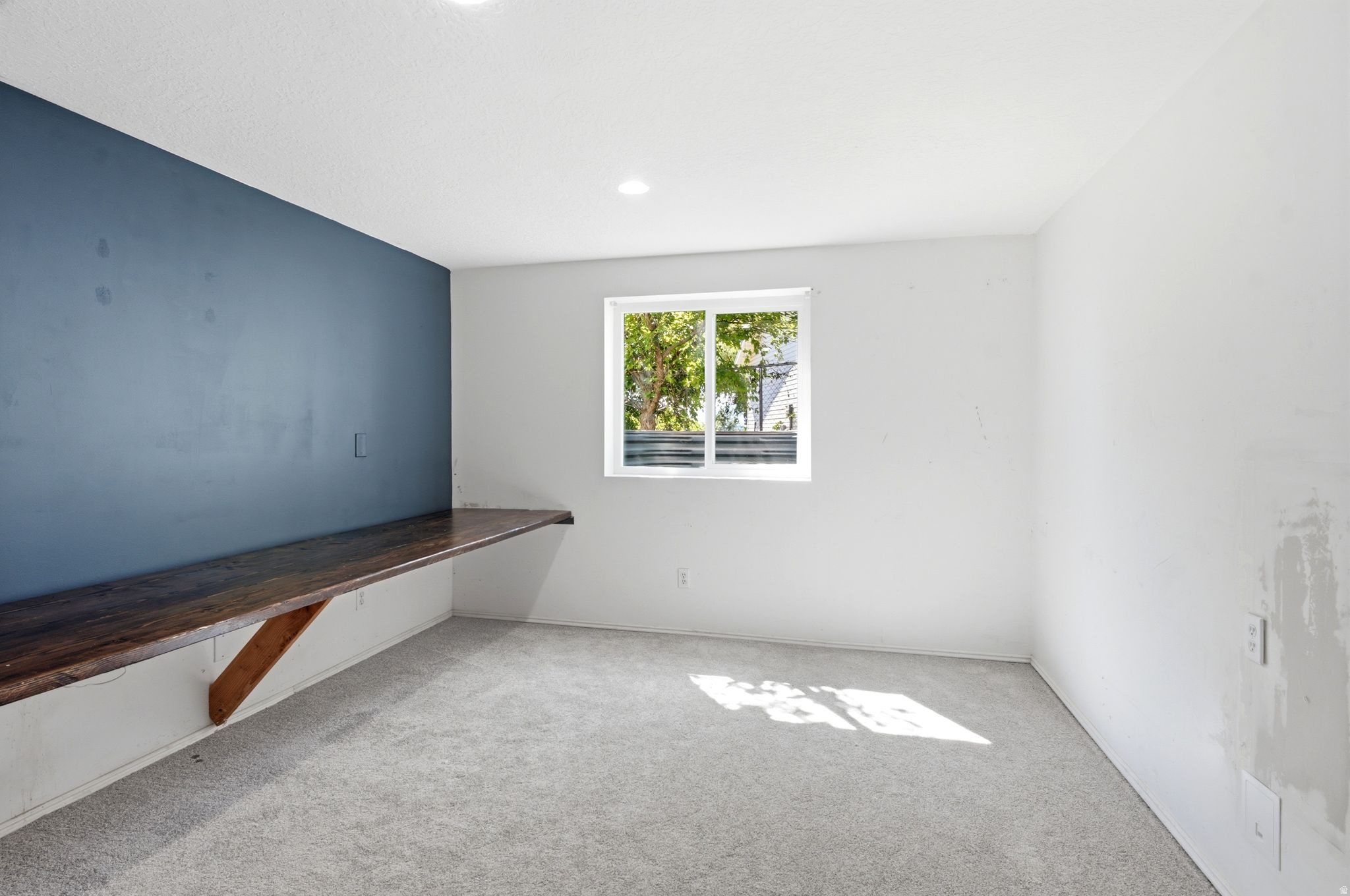 SUMMER MEADOW - Residential
