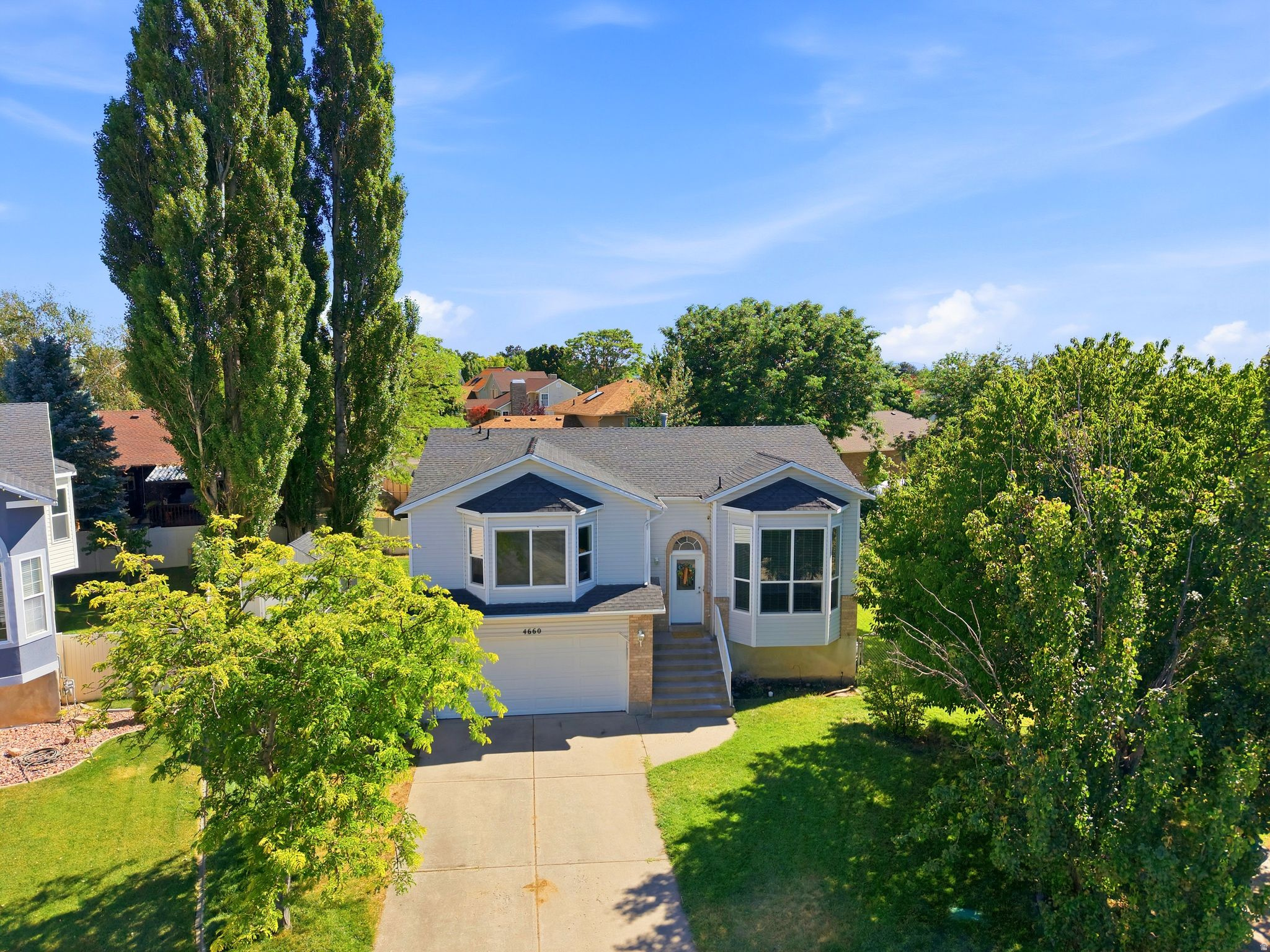 SUMMER MEADOW - Residential