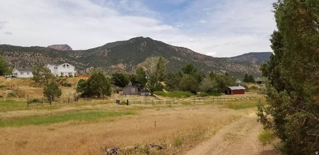 KOLOB RANCH / BLACK RIDGE RANCHES - Land