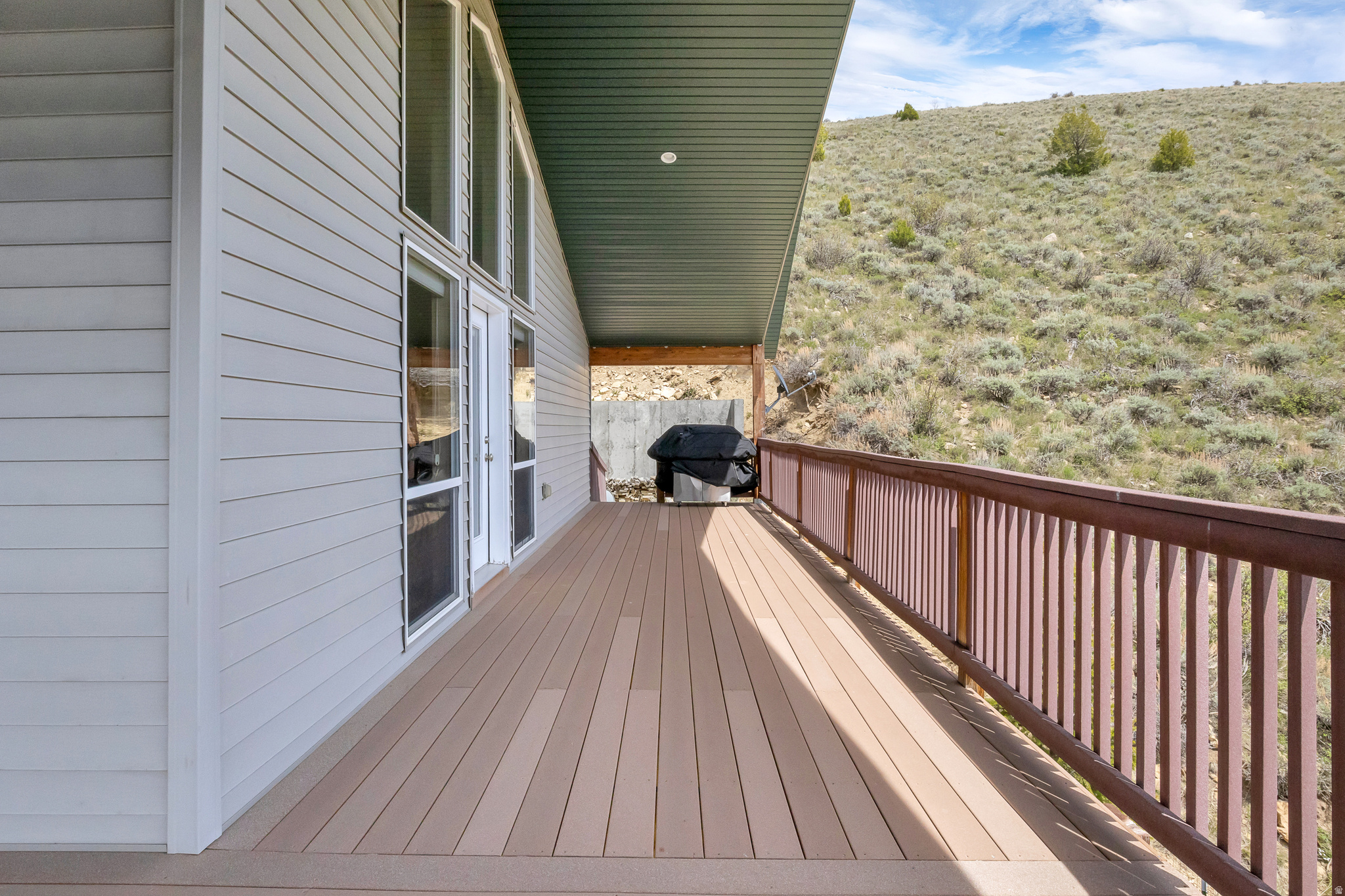 MOUNTAIN RETREAT - Residential
