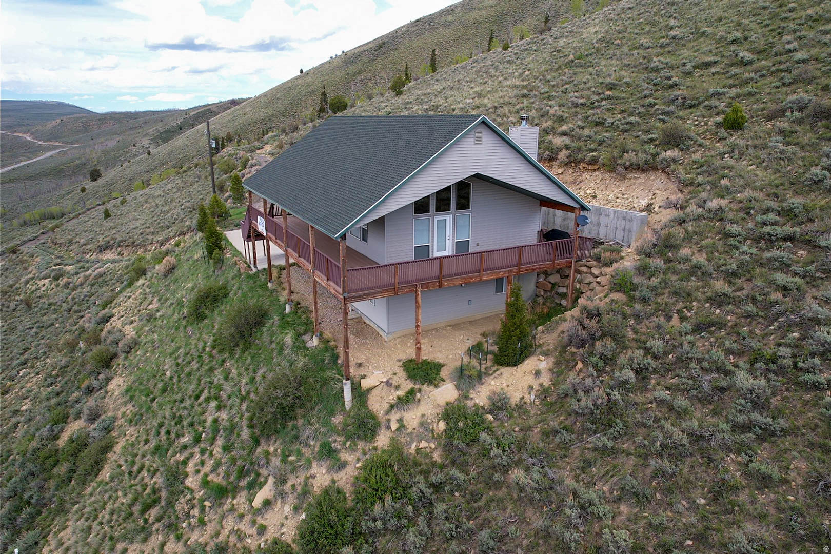 MOUNTAIN RETREAT - Residential