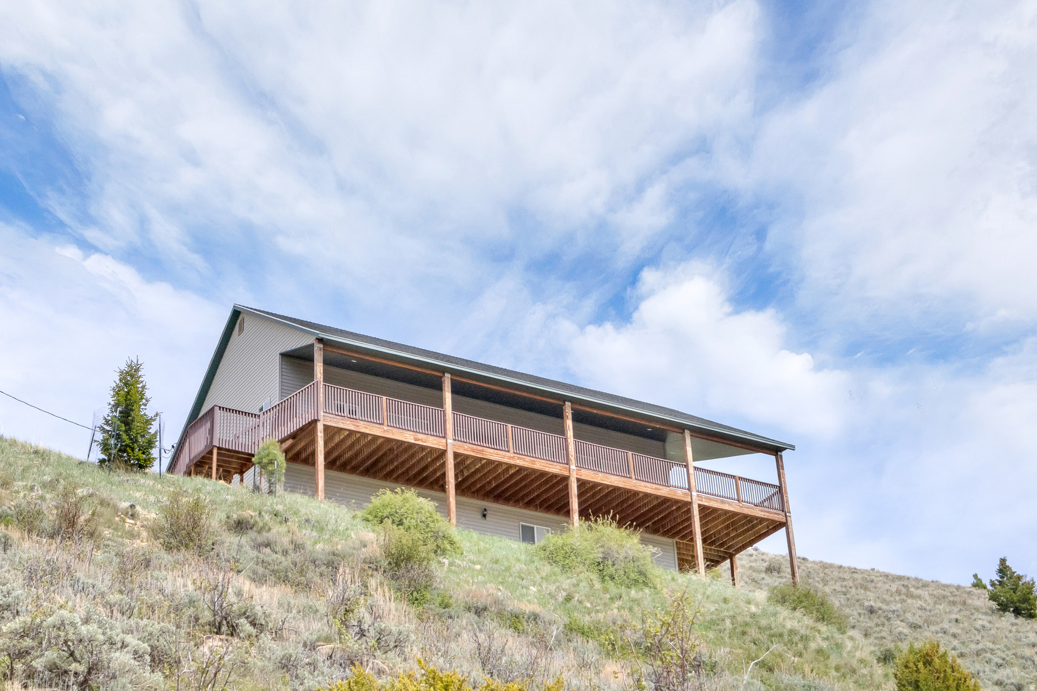 MOUNTAIN RETREAT - Residential