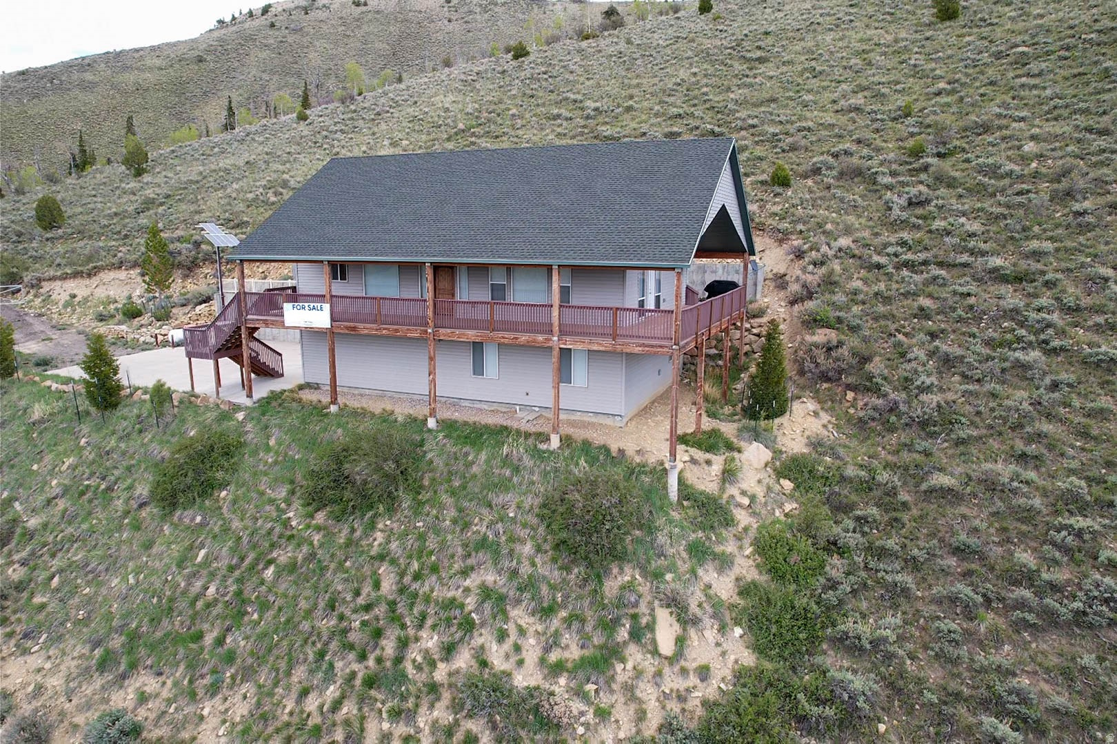 MOUNTAIN RETREAT - Residential