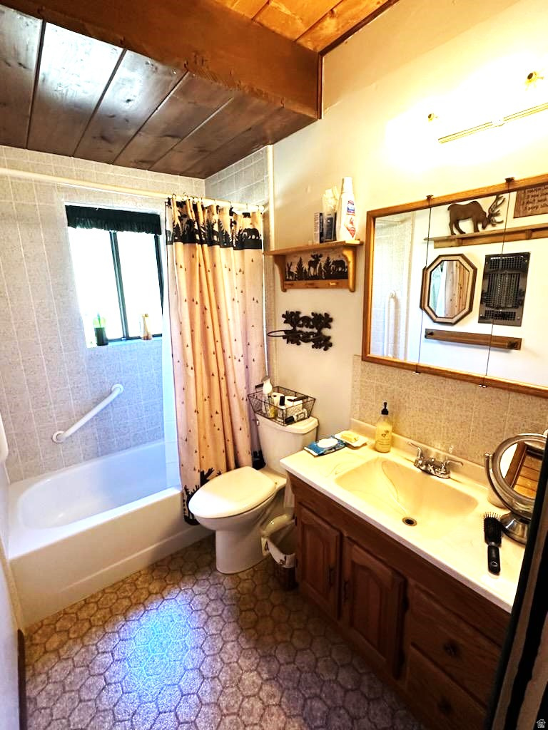 PINE MEADOWS RANCH - Residential