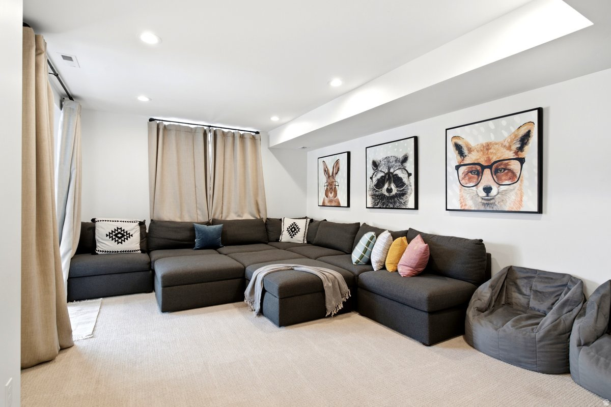 EDGEWATER - Residential