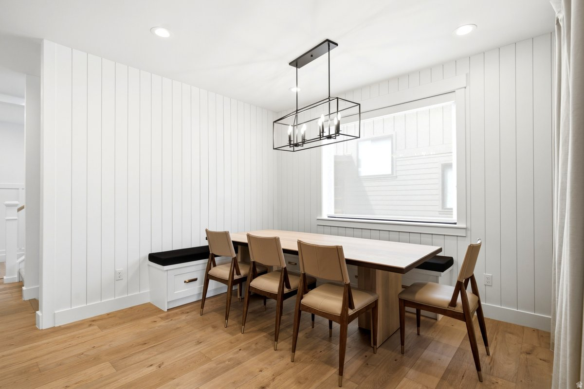 EDGEWATER - Residential