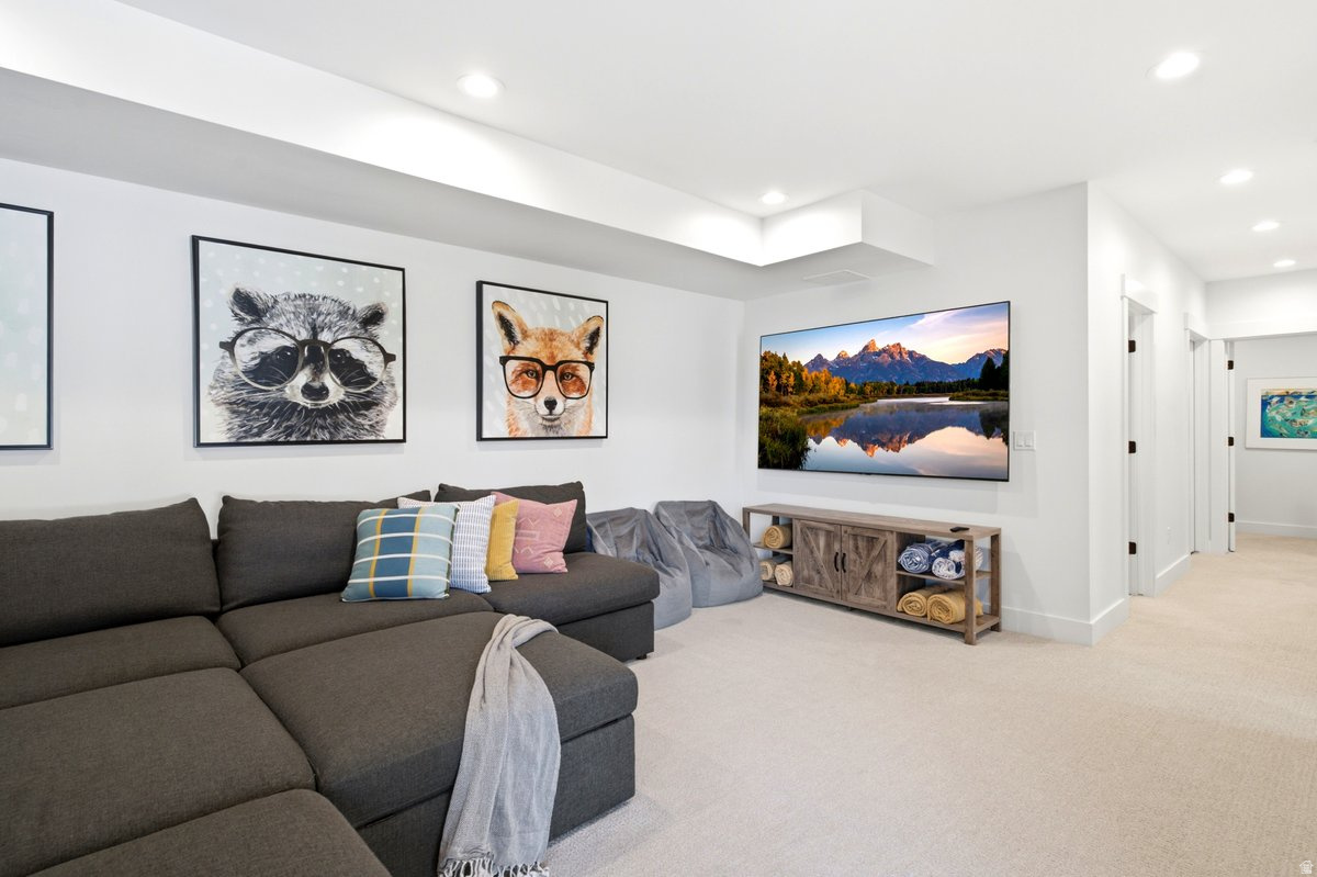 EDGEWATER - Residential