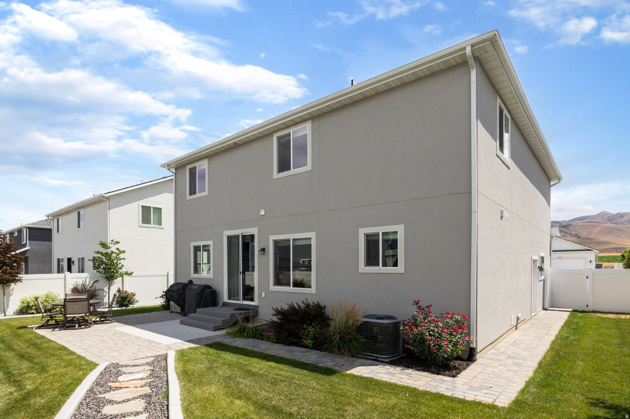 SILVERLAKE - Residential