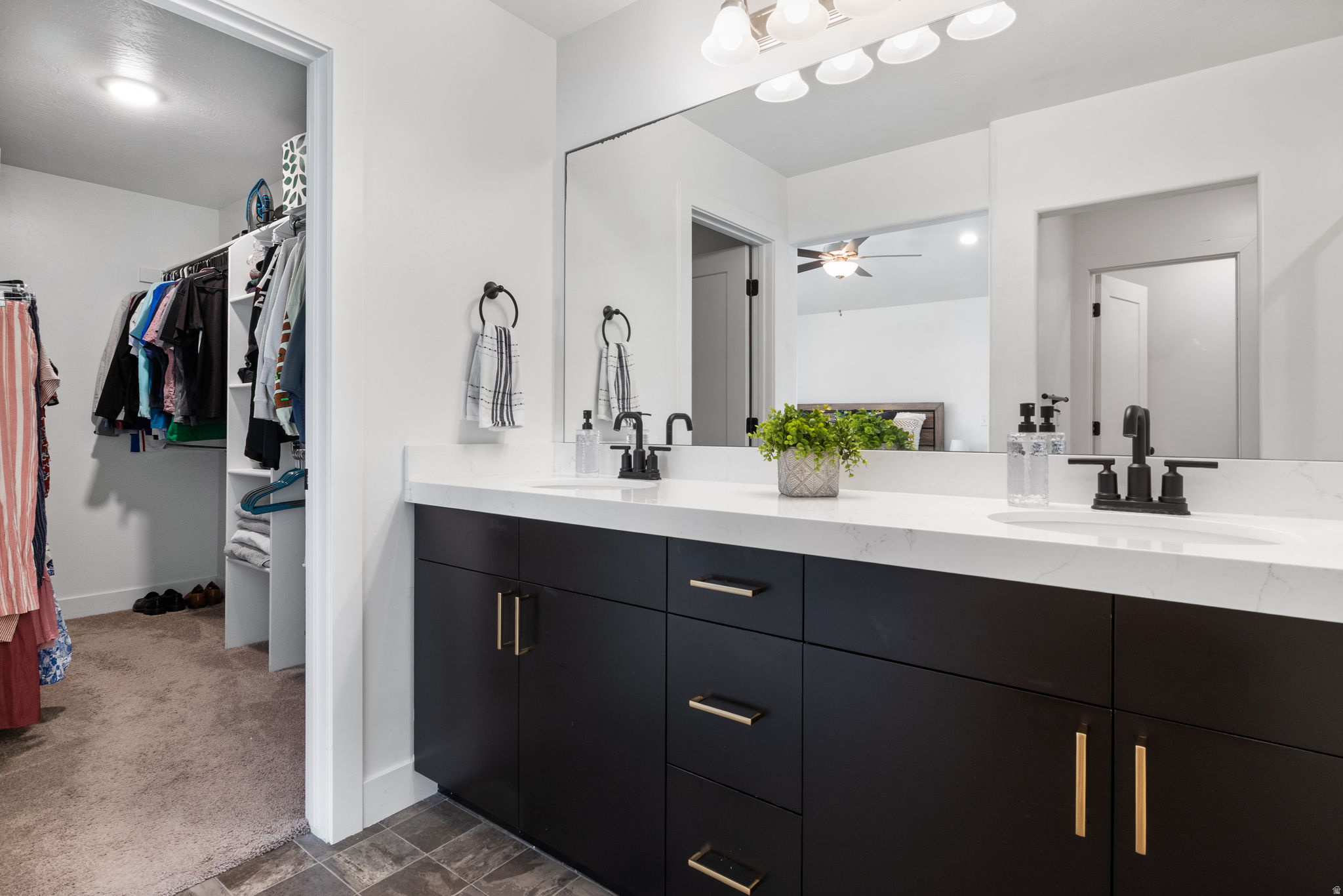 SILVERLAKE - Residential