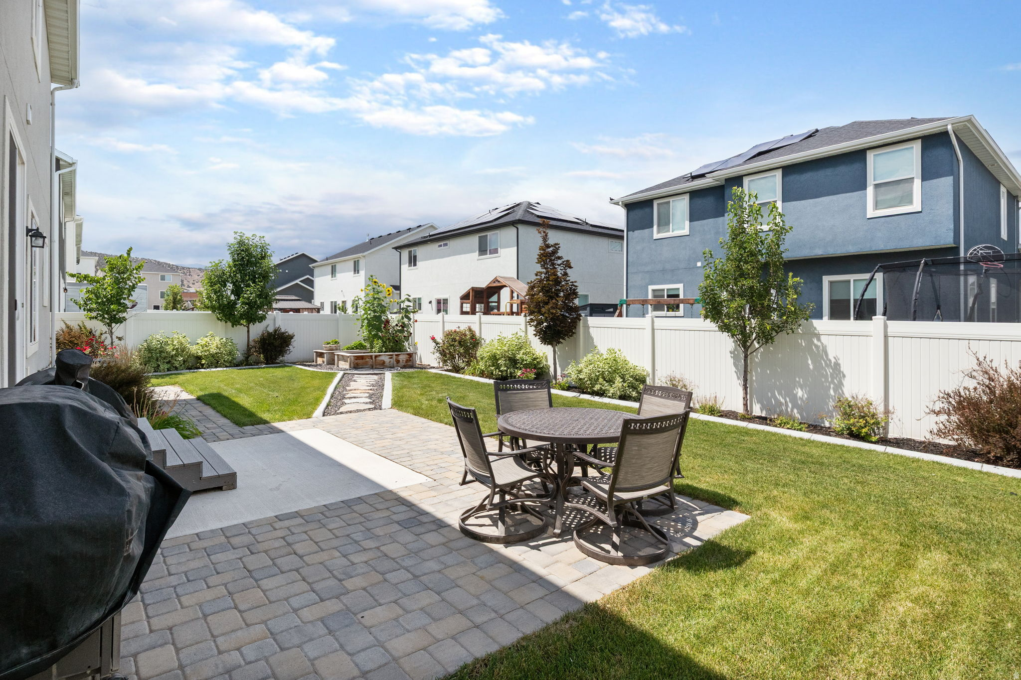 SILVERLAKE - Residential