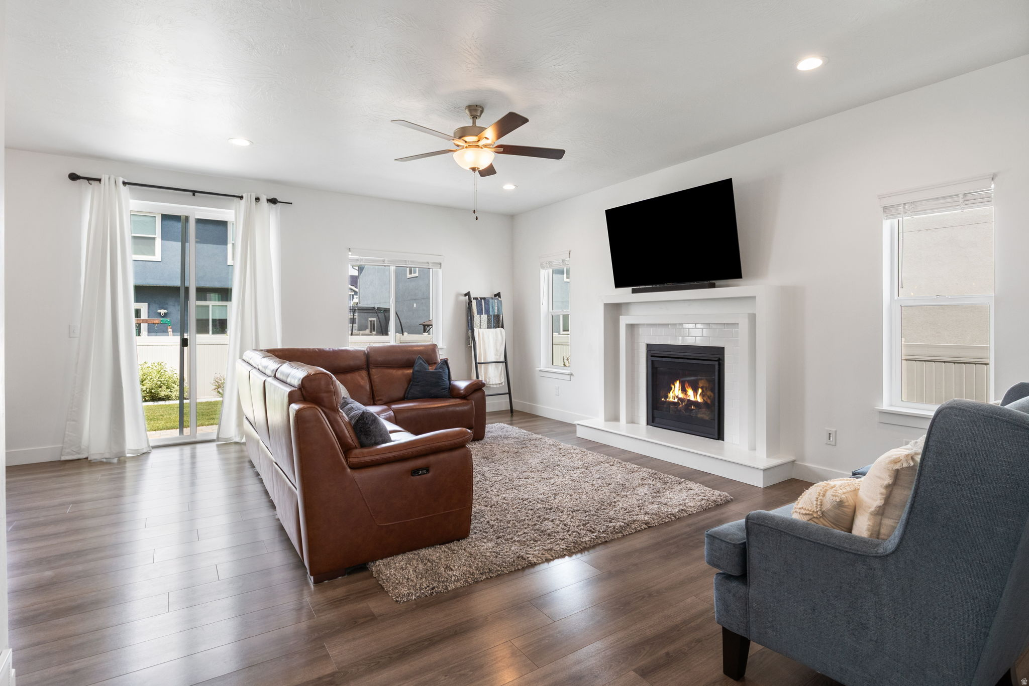 SILVERLAKE - Residential