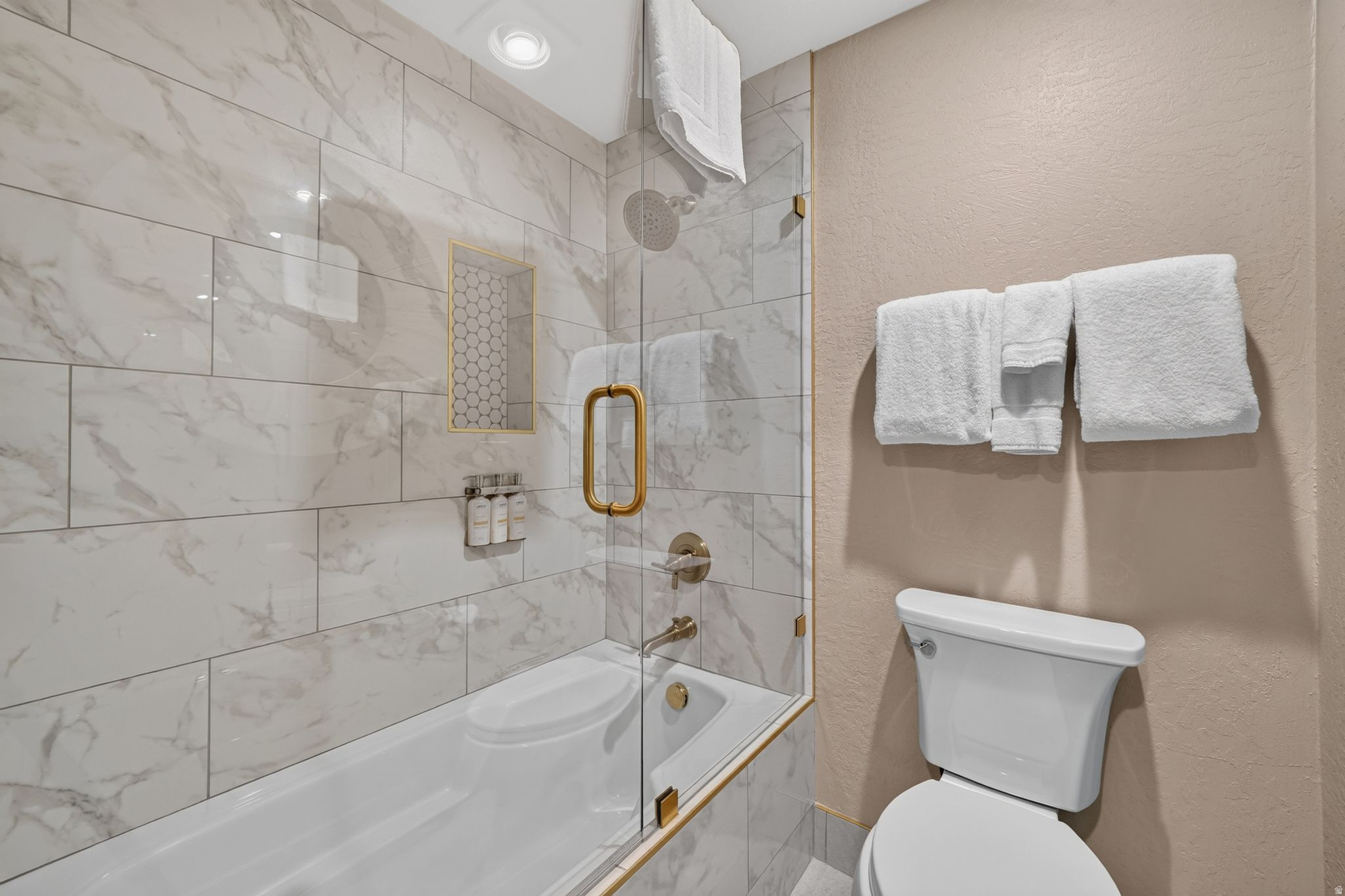 LODGES AT DEER VALLEY CONDOMINIUM - Residential
