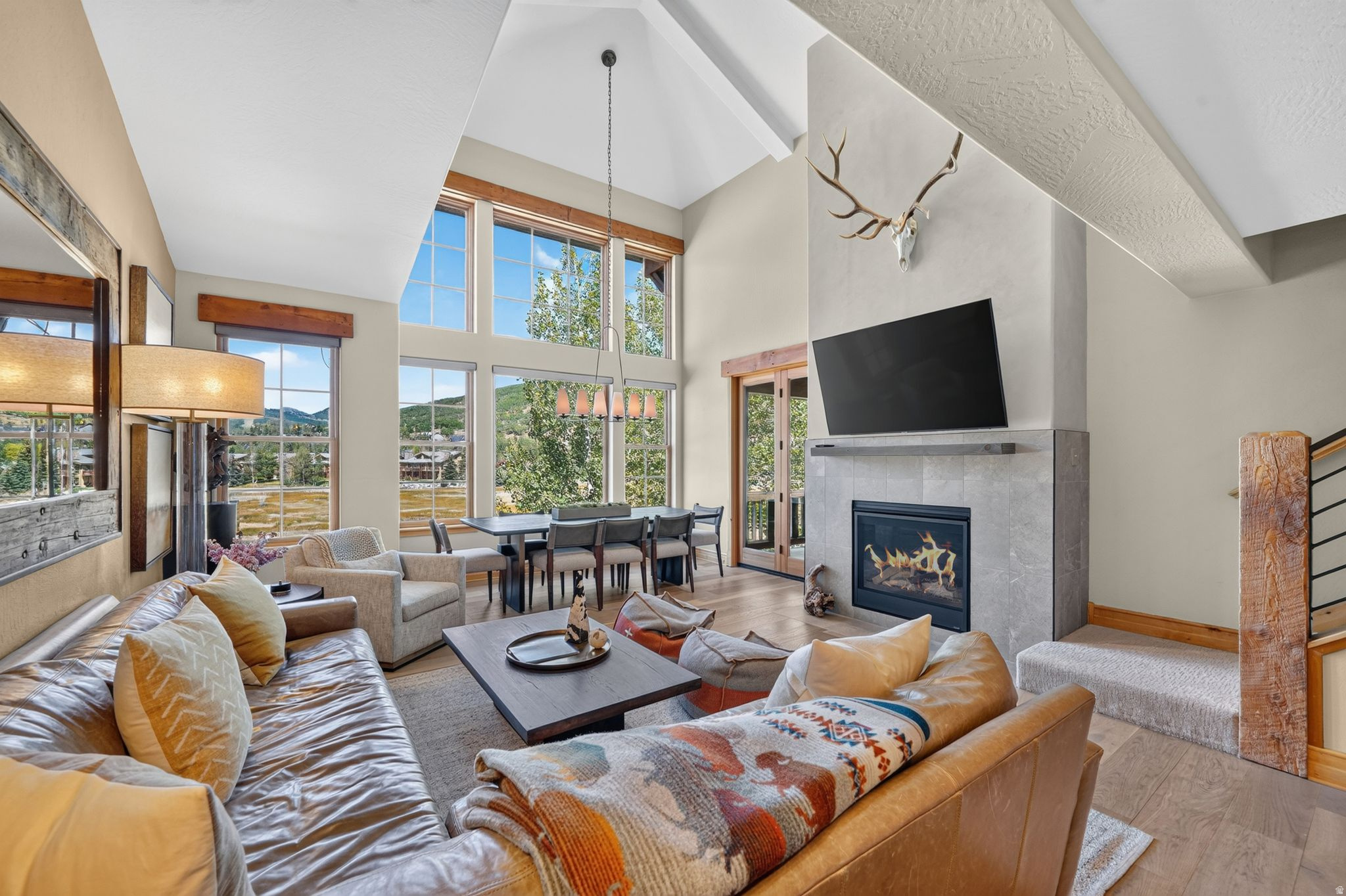 LODGES AT DEER VALLEY CONDOMINIUM - Residential