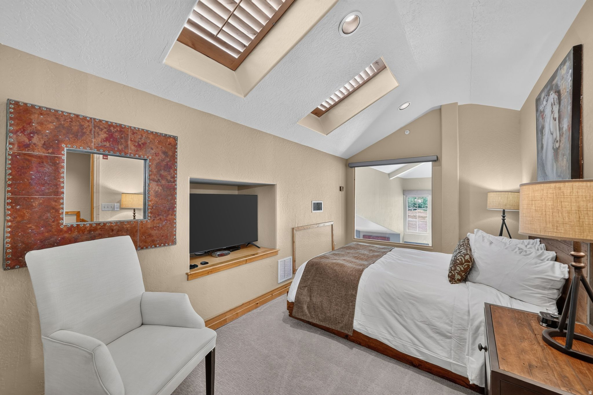 LODGES AT DEER VALLEY CONDOMINIUM - Residential