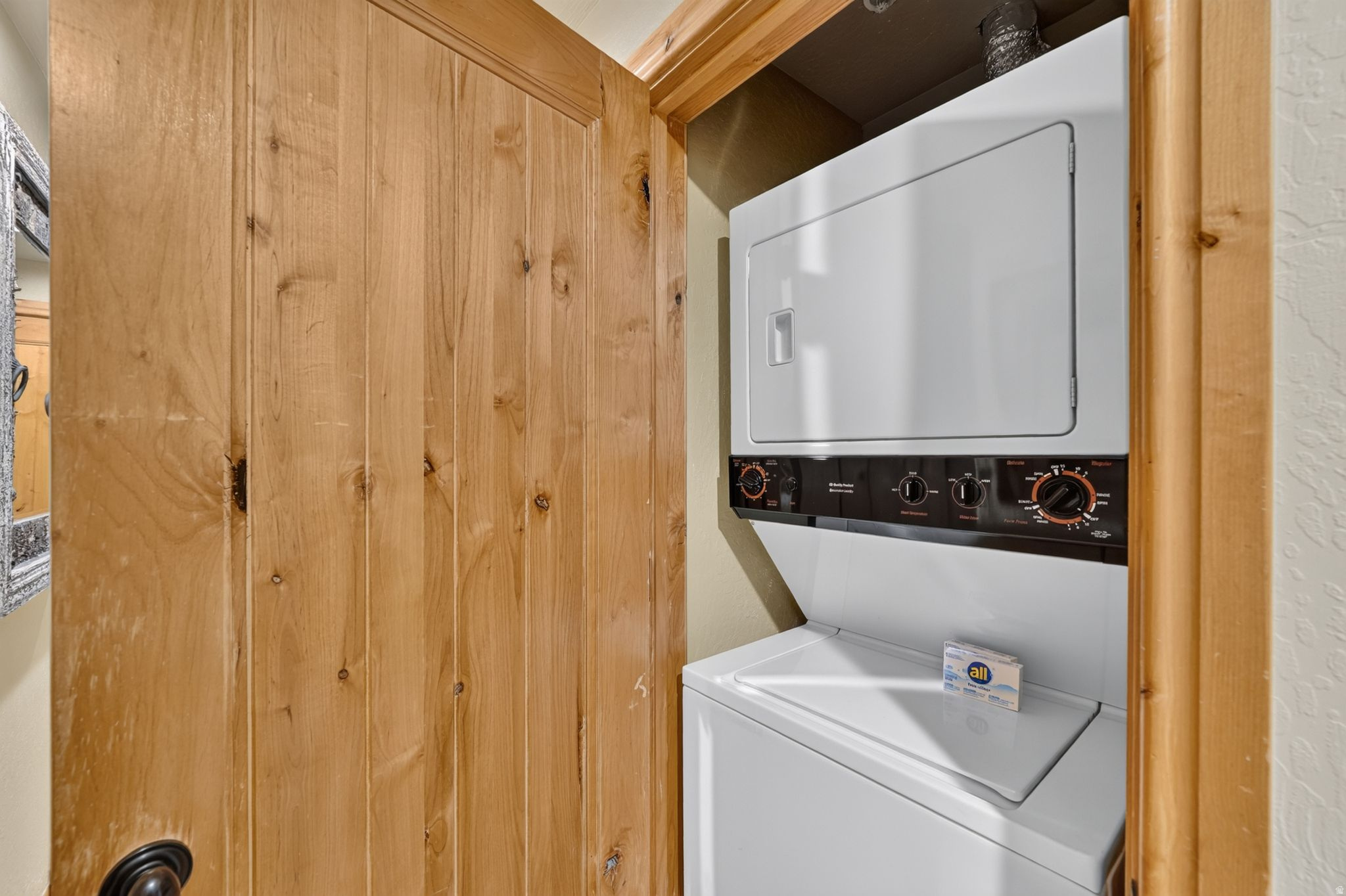LODGES AT DEER VALLEY CONDOMINIUM - Residential