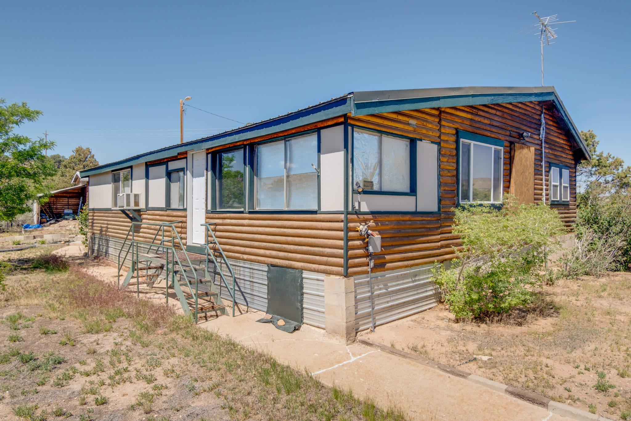 CEDAR MT 9-69W AND 69E - Residential