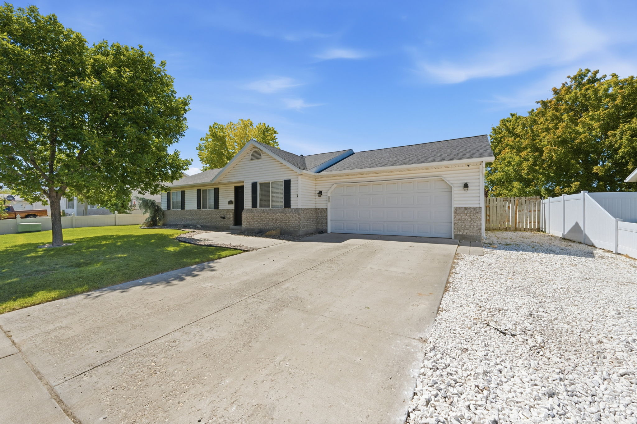 SCHORR ESTATES - Residential