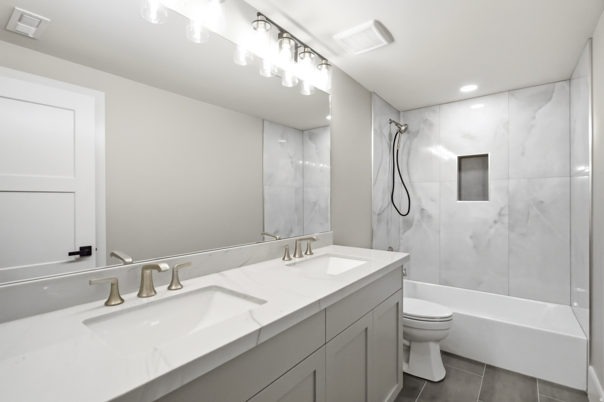 MIDWAY HIGHLANDS SUBDIVISION - Residential