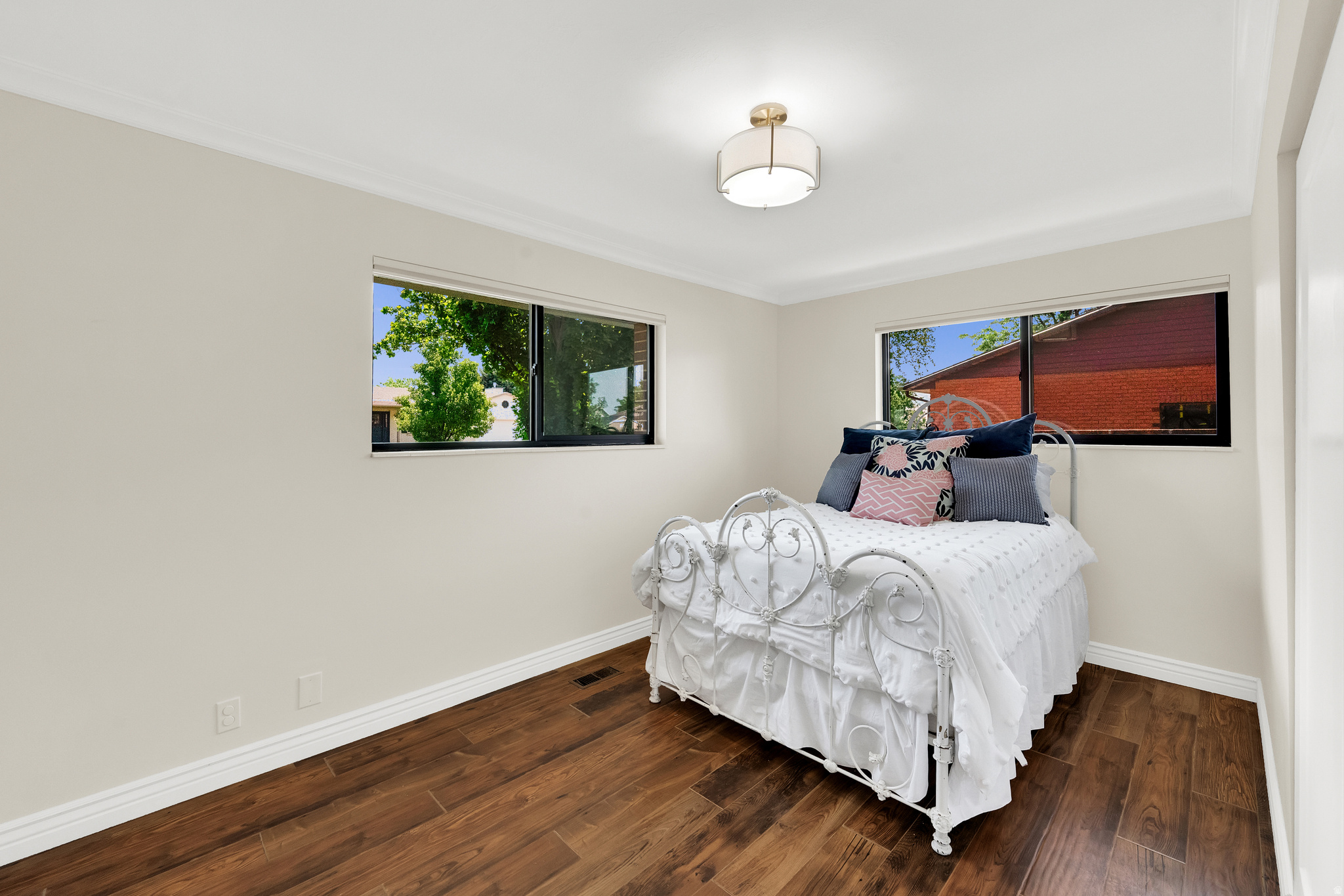 JORDAN POINT - Residential