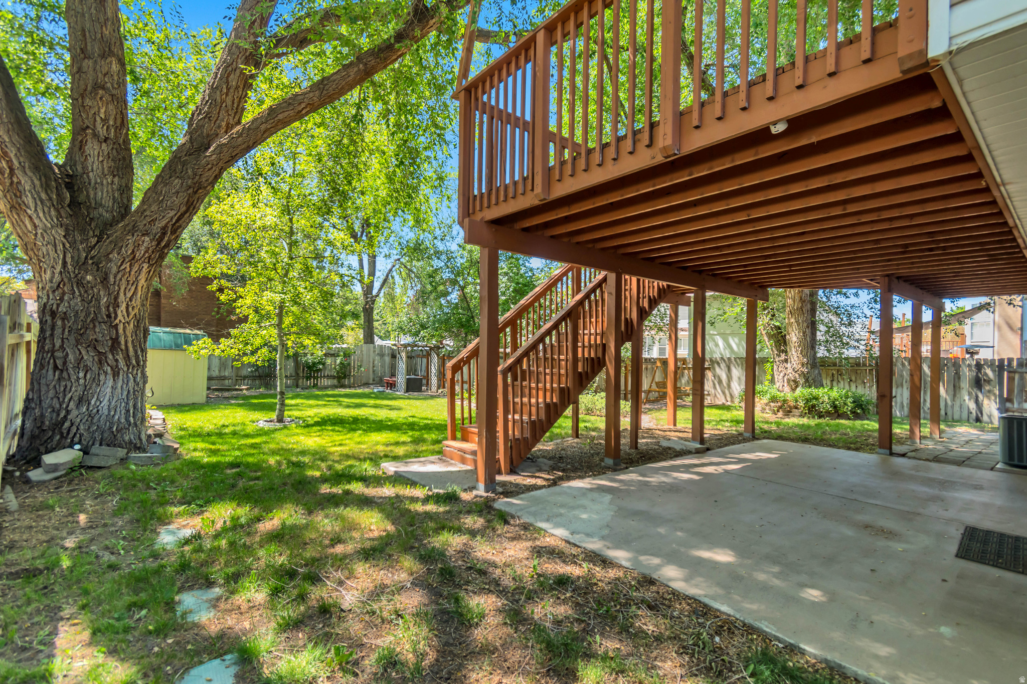 SANDY WOODS COVE - Residential
