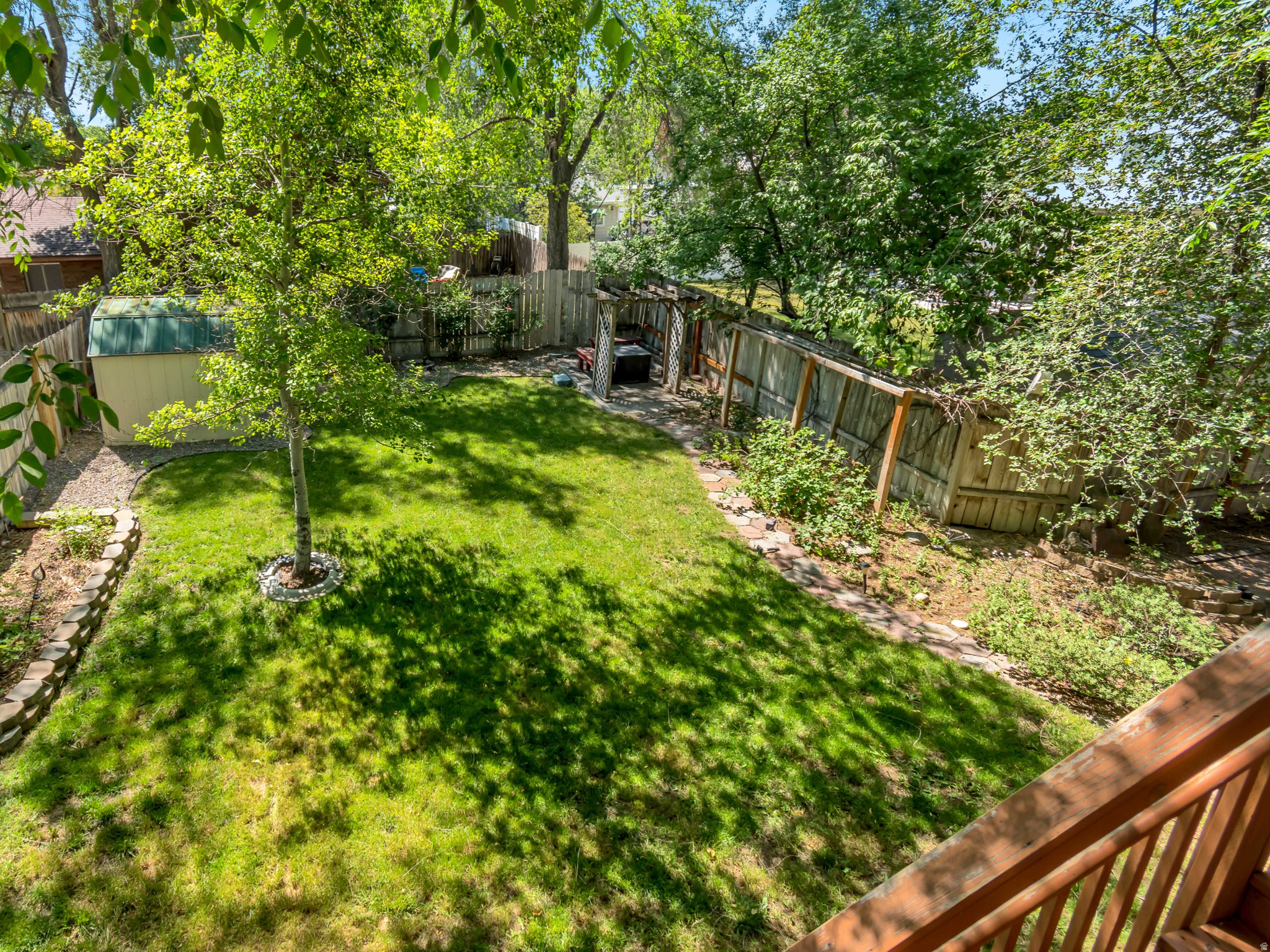SANDY WOODS COVE - Residential