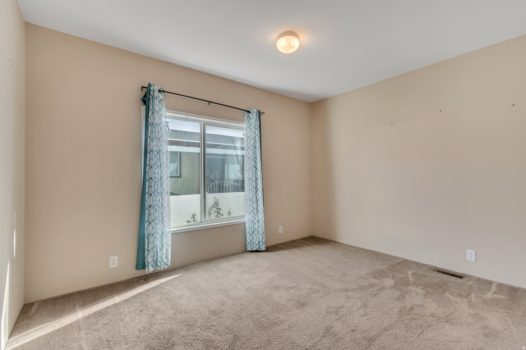 MONTE VISTA - Residential