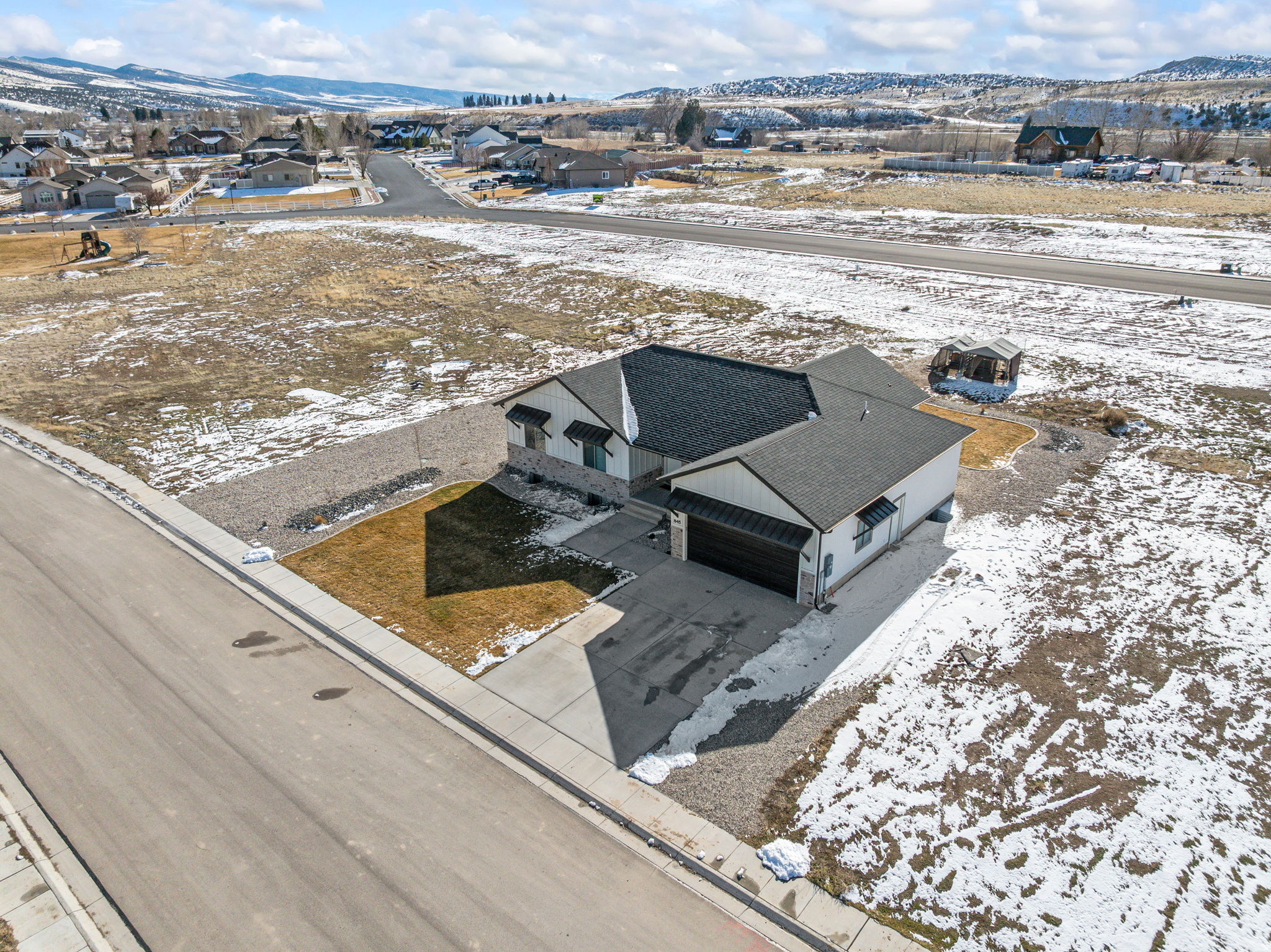 MAYFIELD ESTATES PHASE III SUBDIVISION - Residential