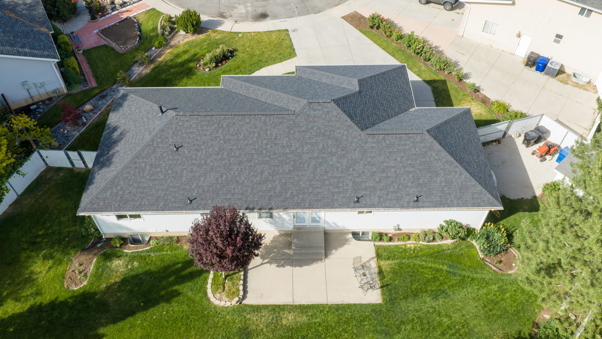 RED PINES - Residential
