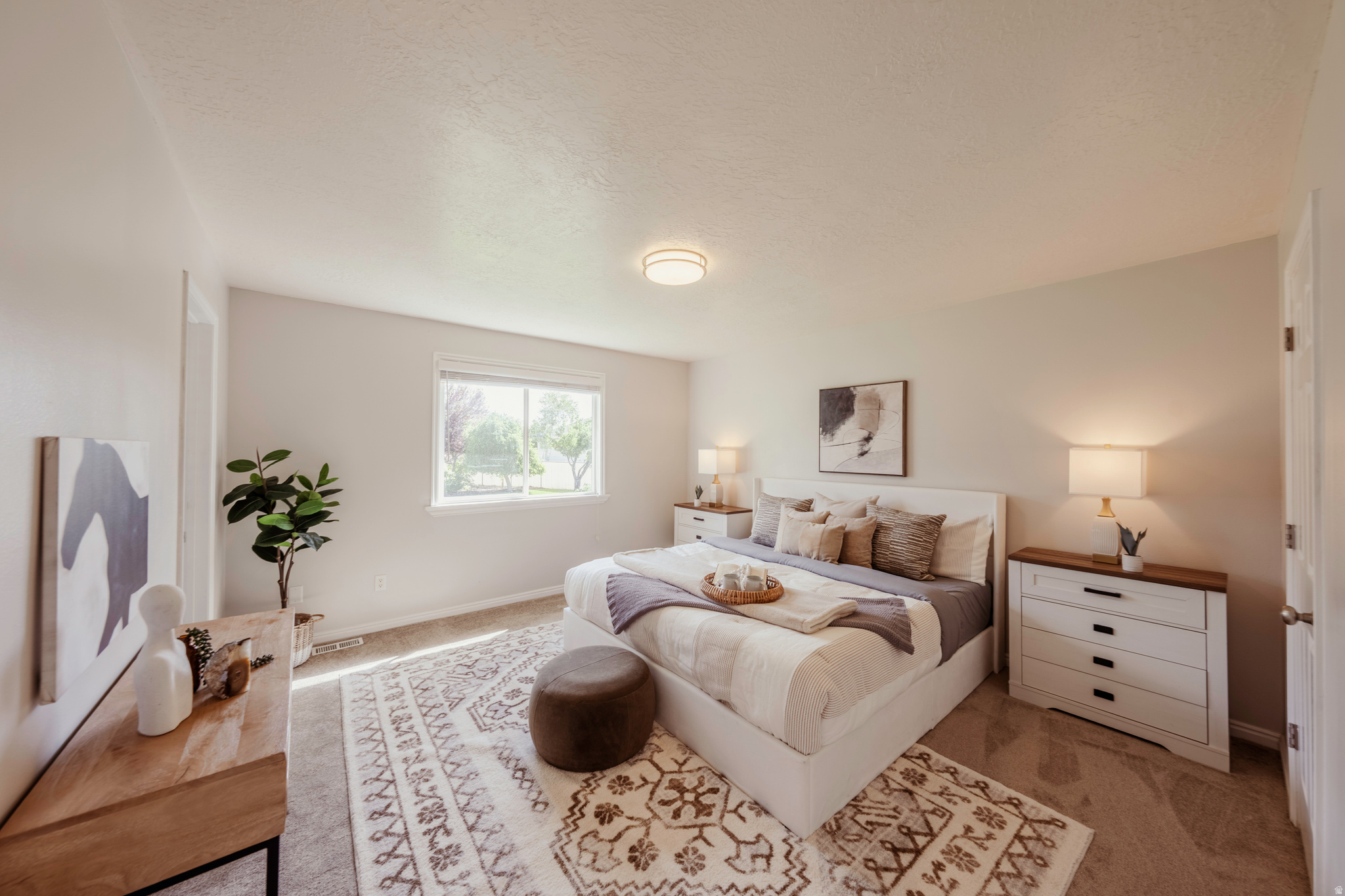 RED PINES - Residential