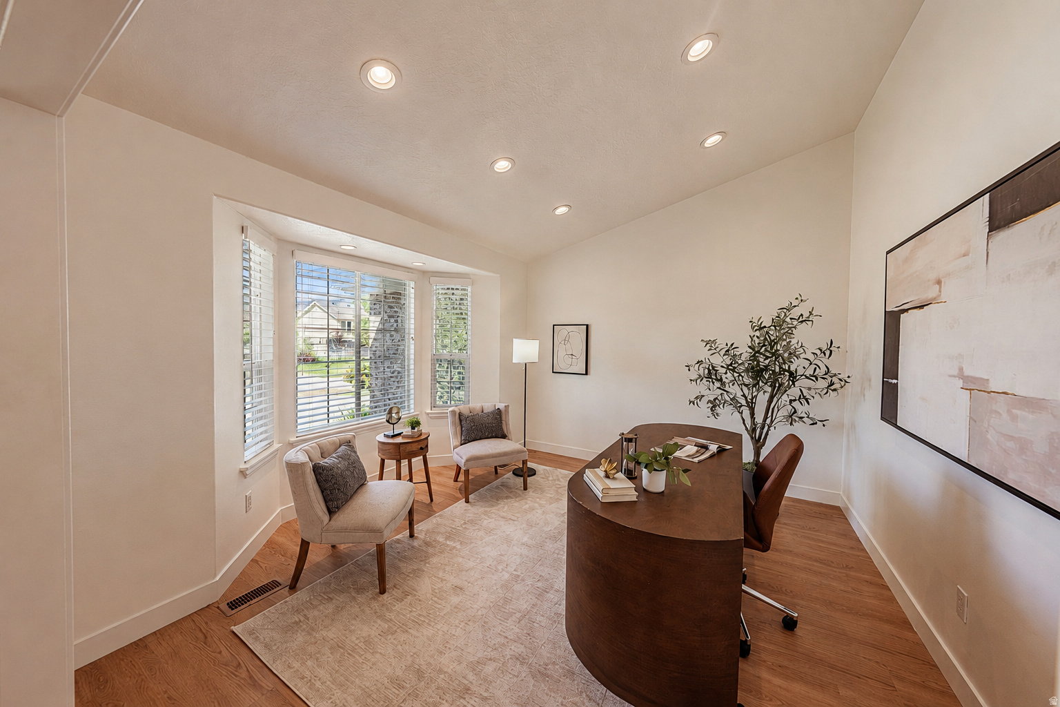 RED PINES - Residential