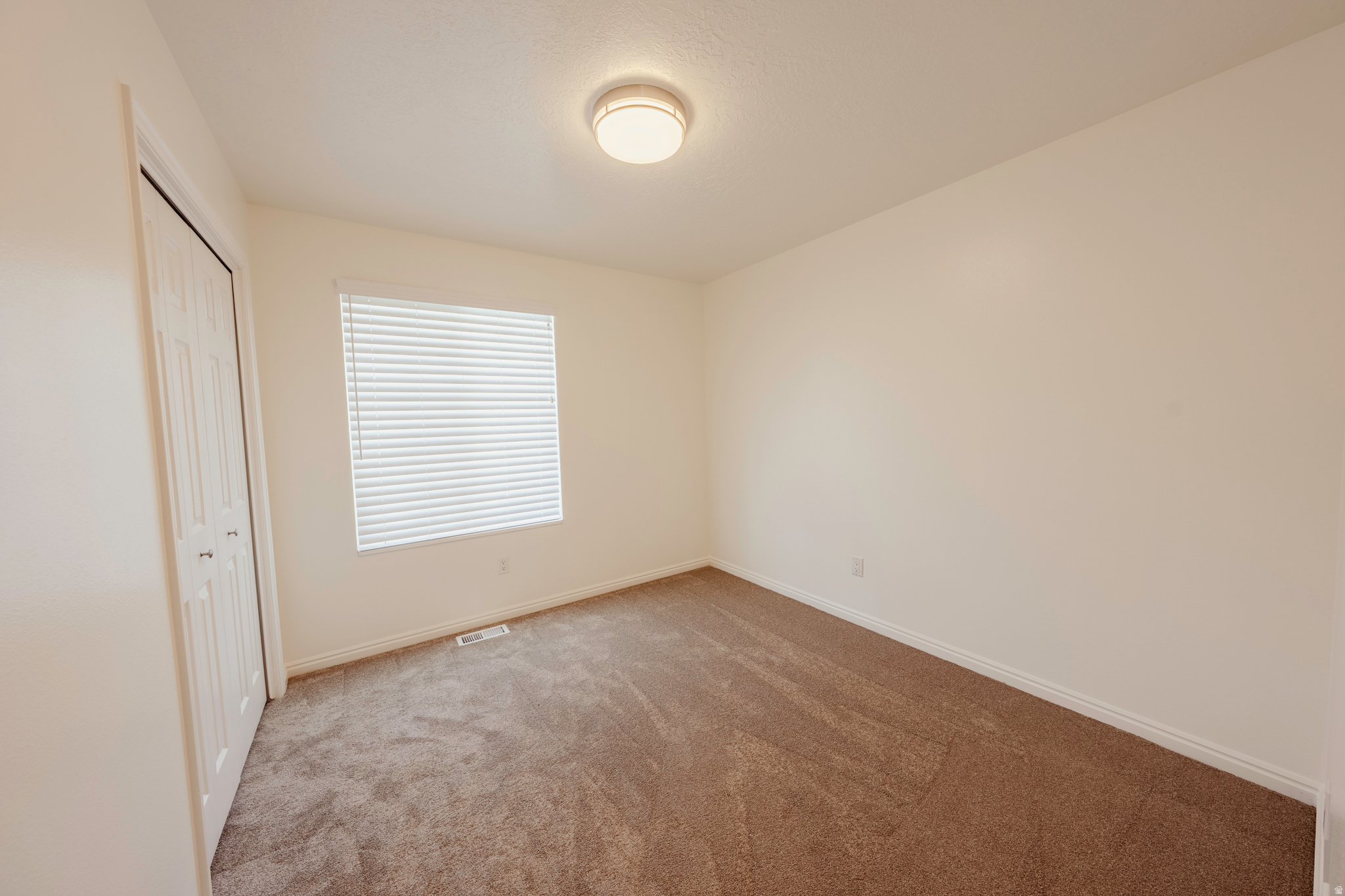 RED PINES - Residential