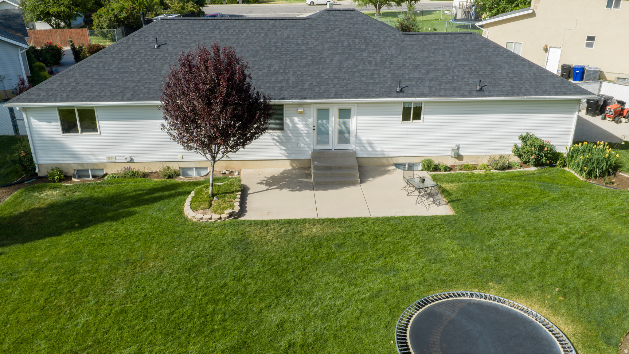 RED PINES - Residential