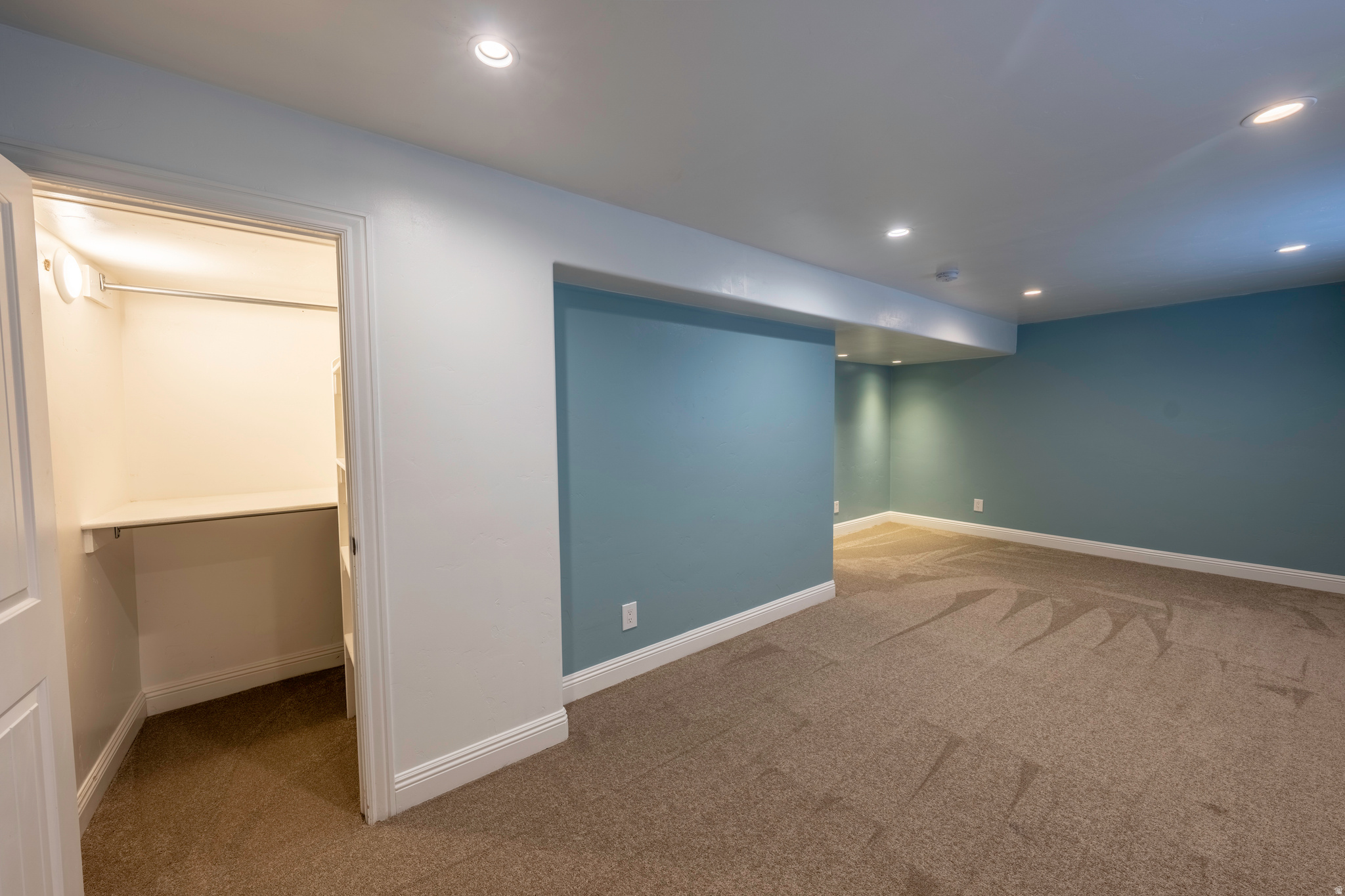 RED PINES - Residential