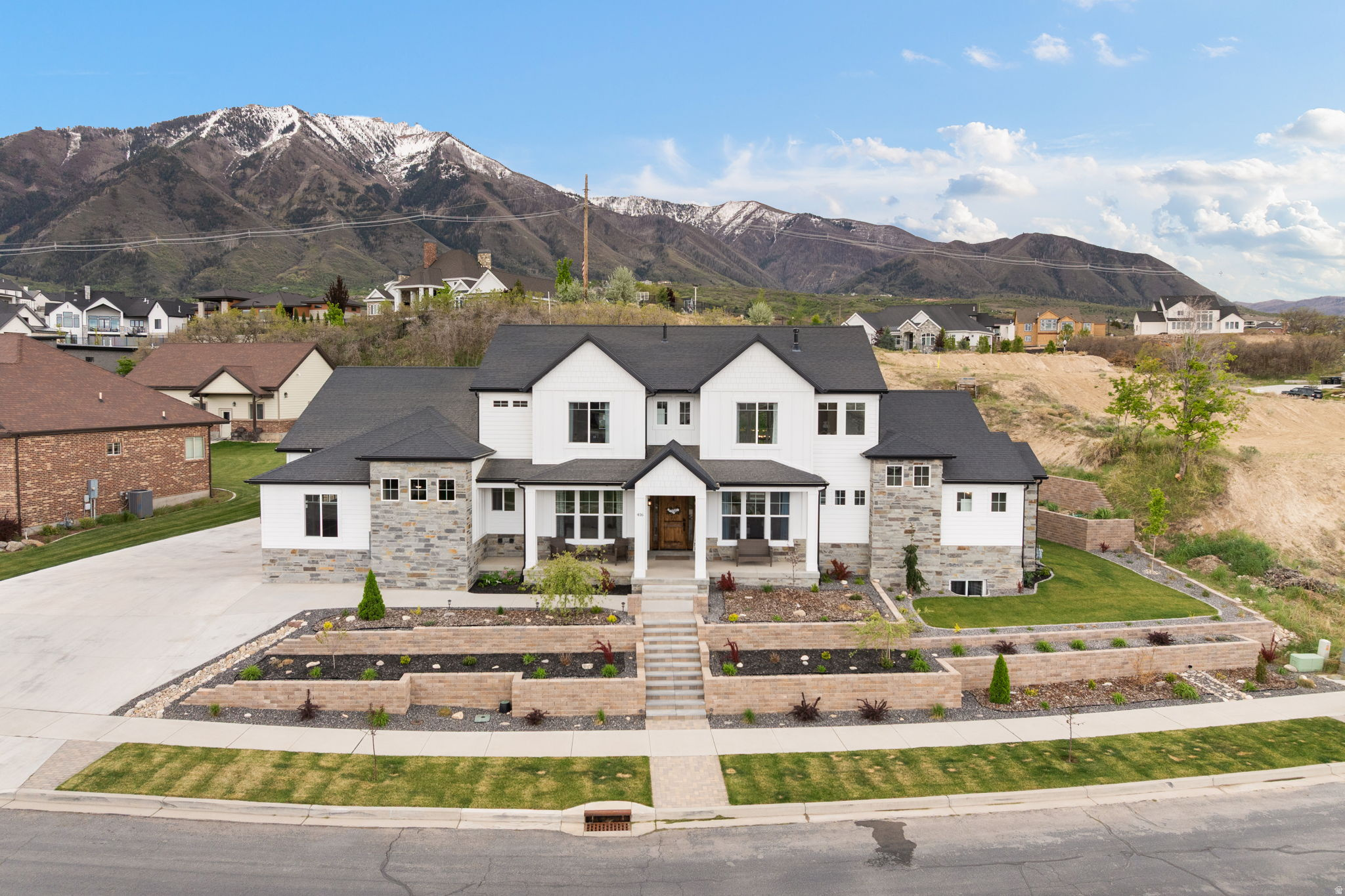 LOAFER MOUNTAIN VIEW - Residential