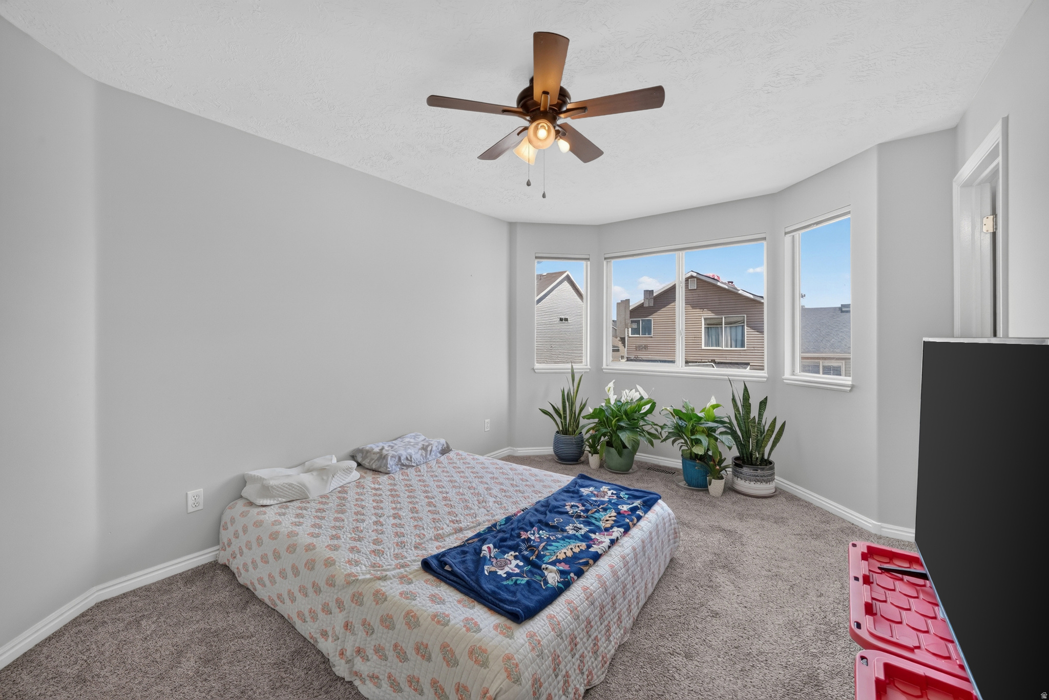 MEADOWS - Residential