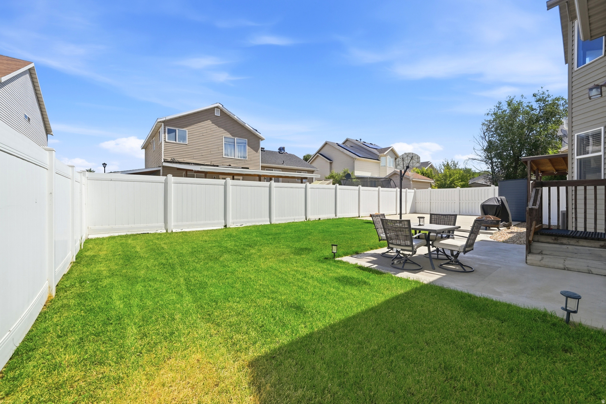 MEADOWS - Residential