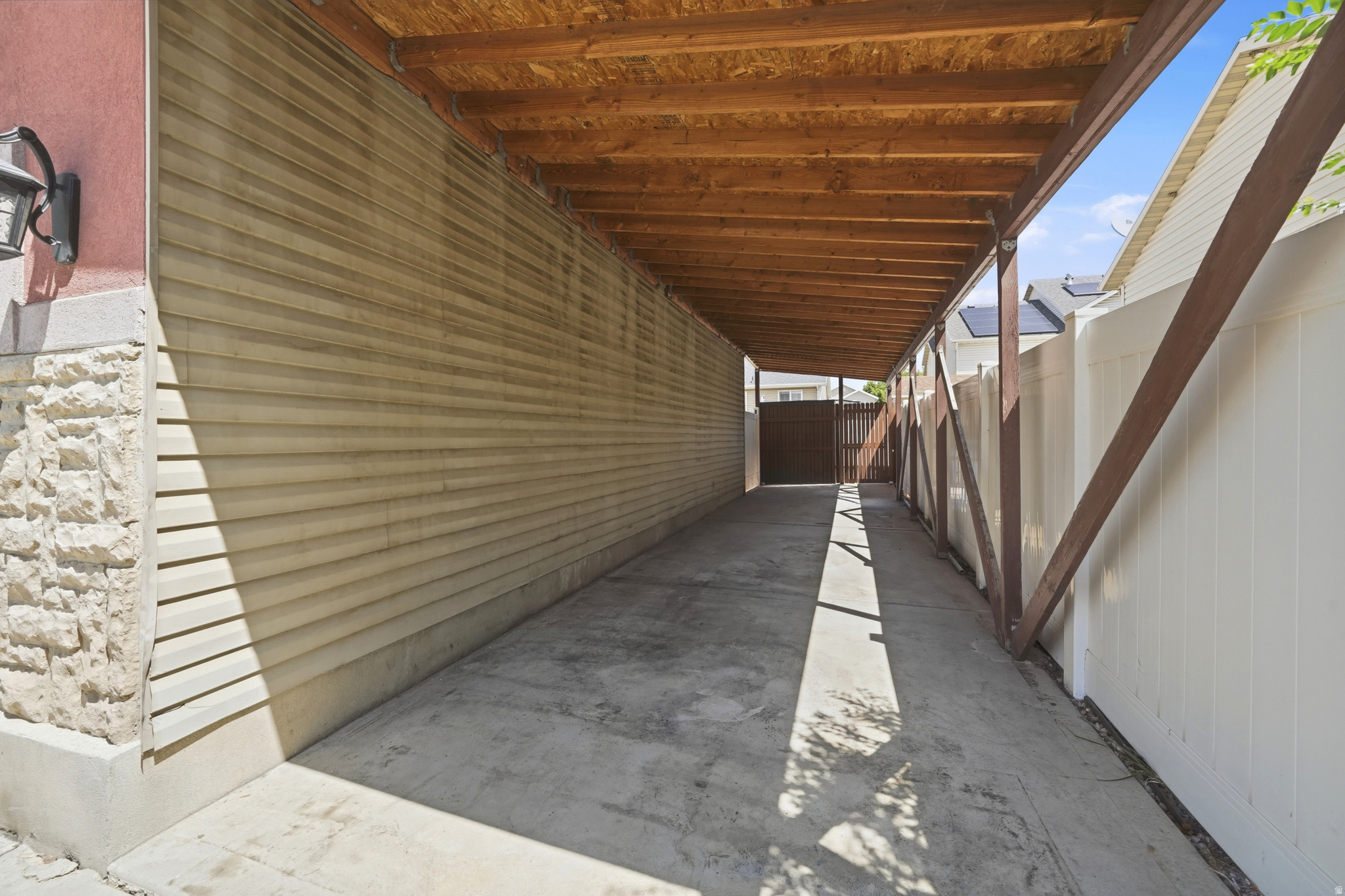 MEADOWS - Residential