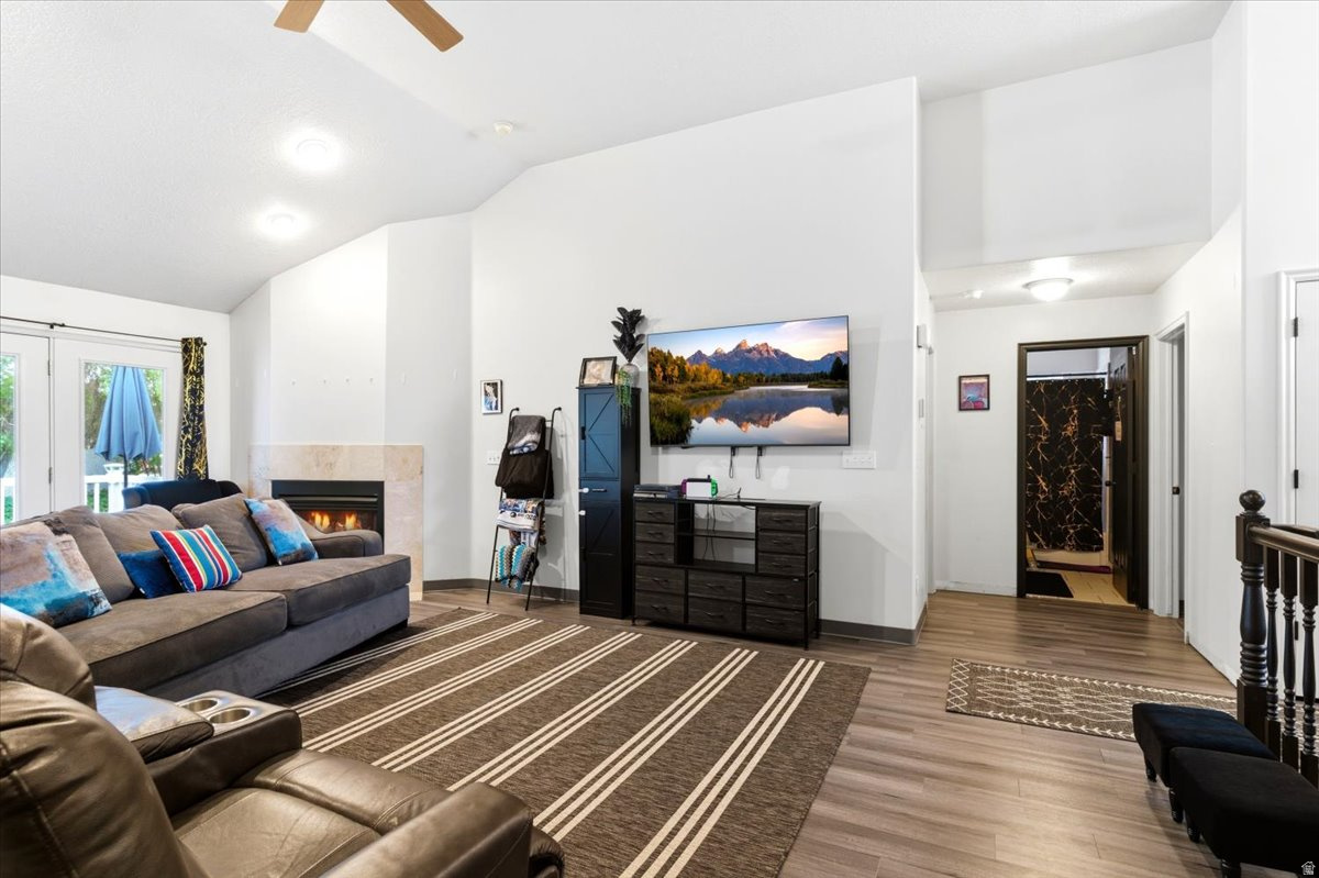 THE RIDGE - Residential