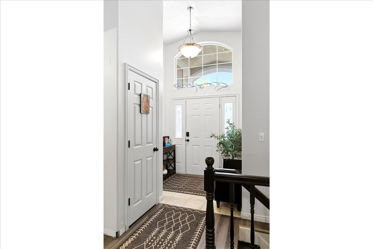 THE RIDGE - Residential