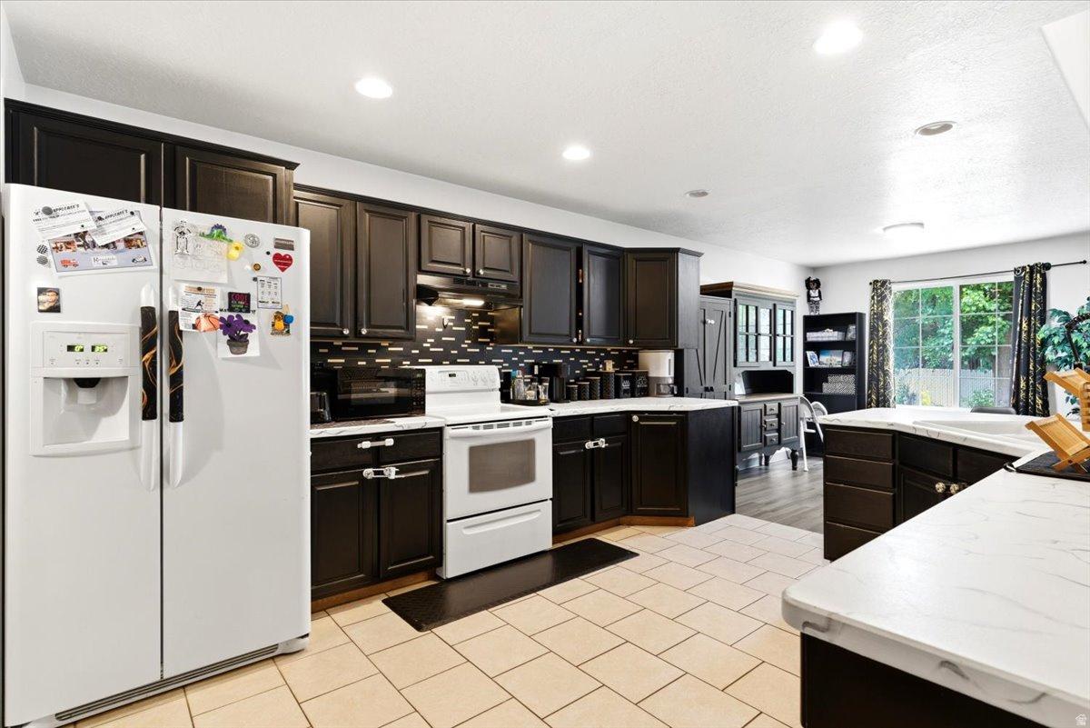 THE RIDGE - Residential