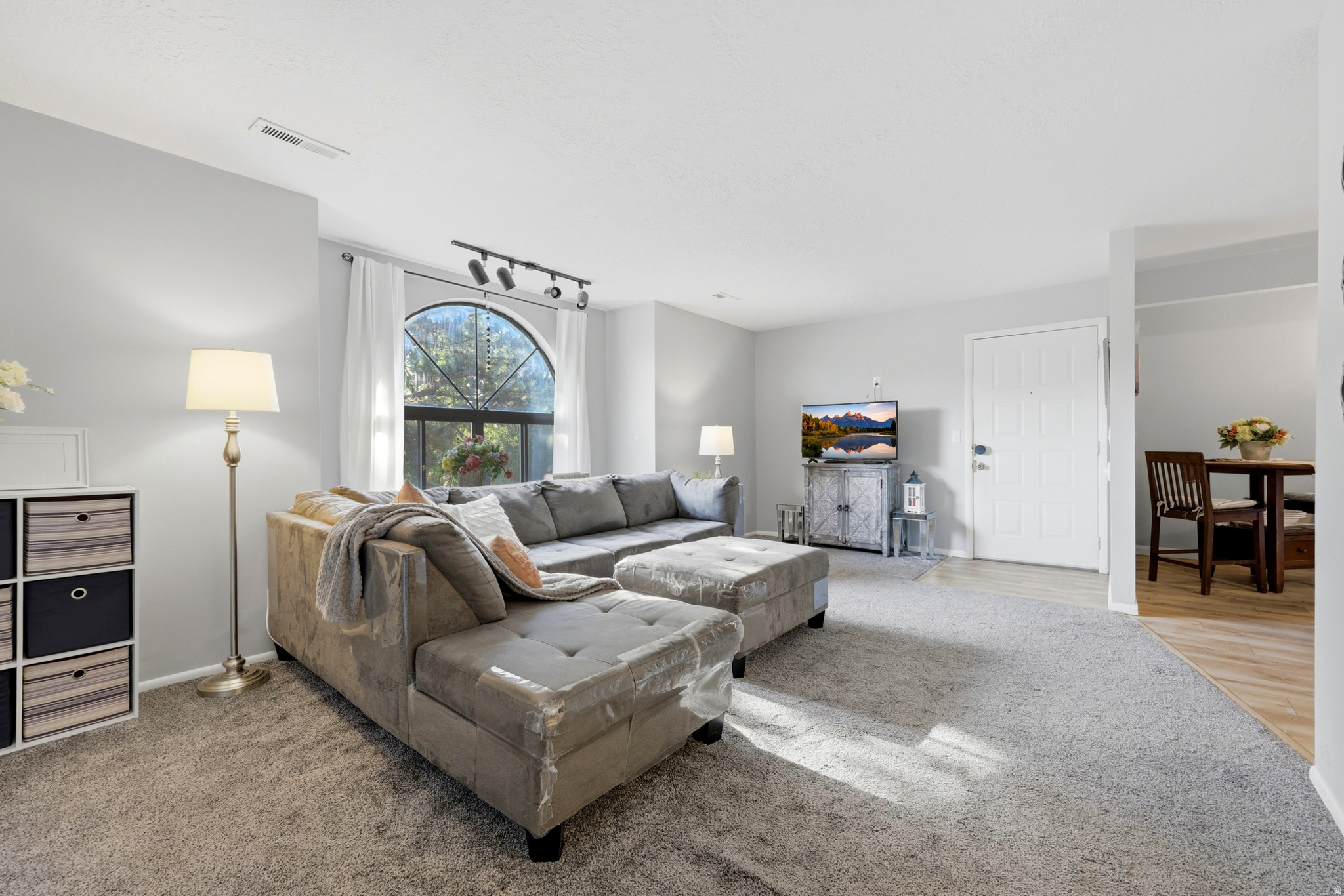 MILLSTONE MANOR - Residential